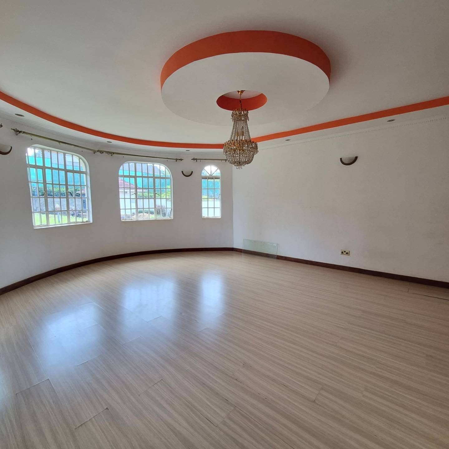5 Bedroom House plus Dsq For Rent thumbnail 5