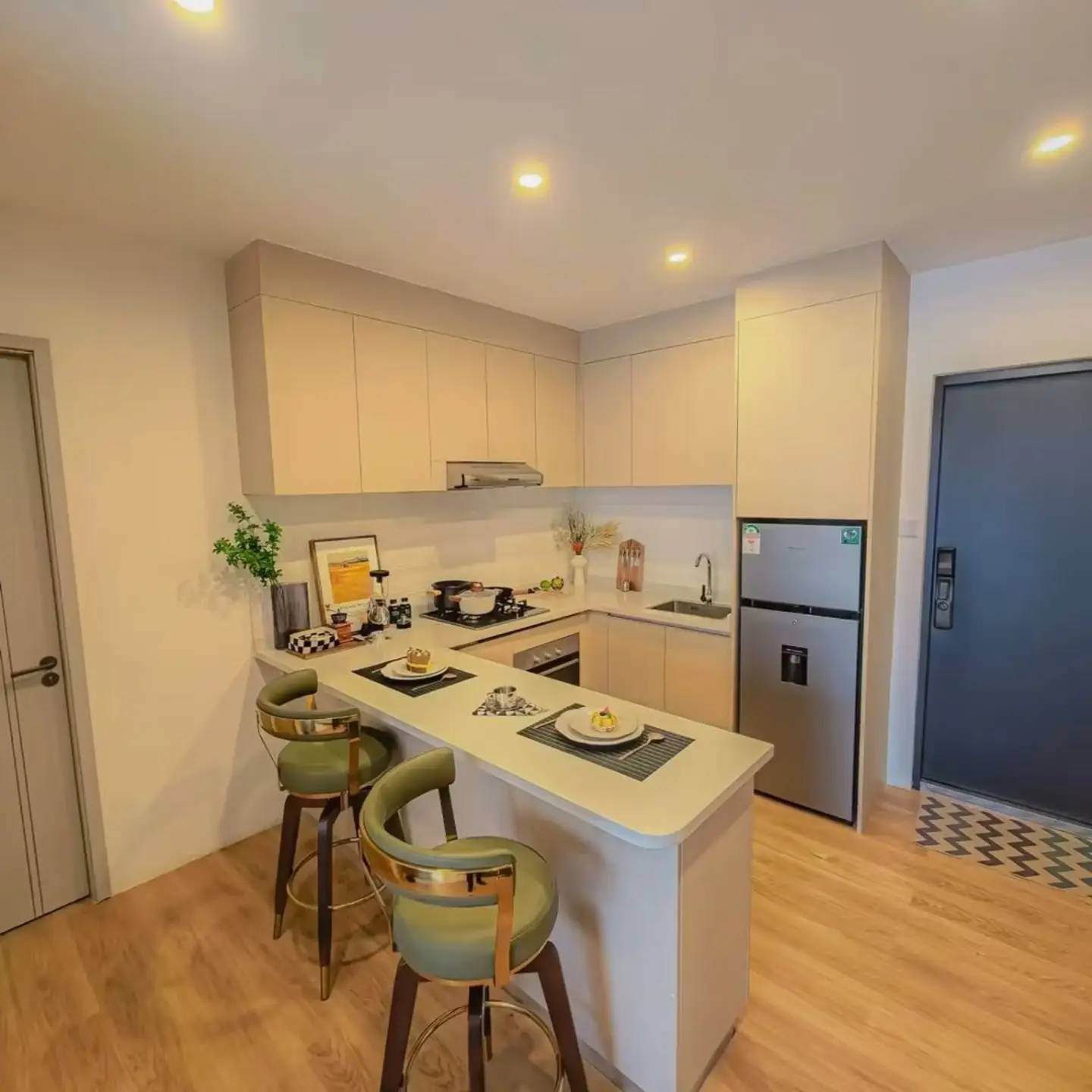 Studios, 1, 2 & 3 Bedroom Apartments For Sale In Westlands thumbnail 3