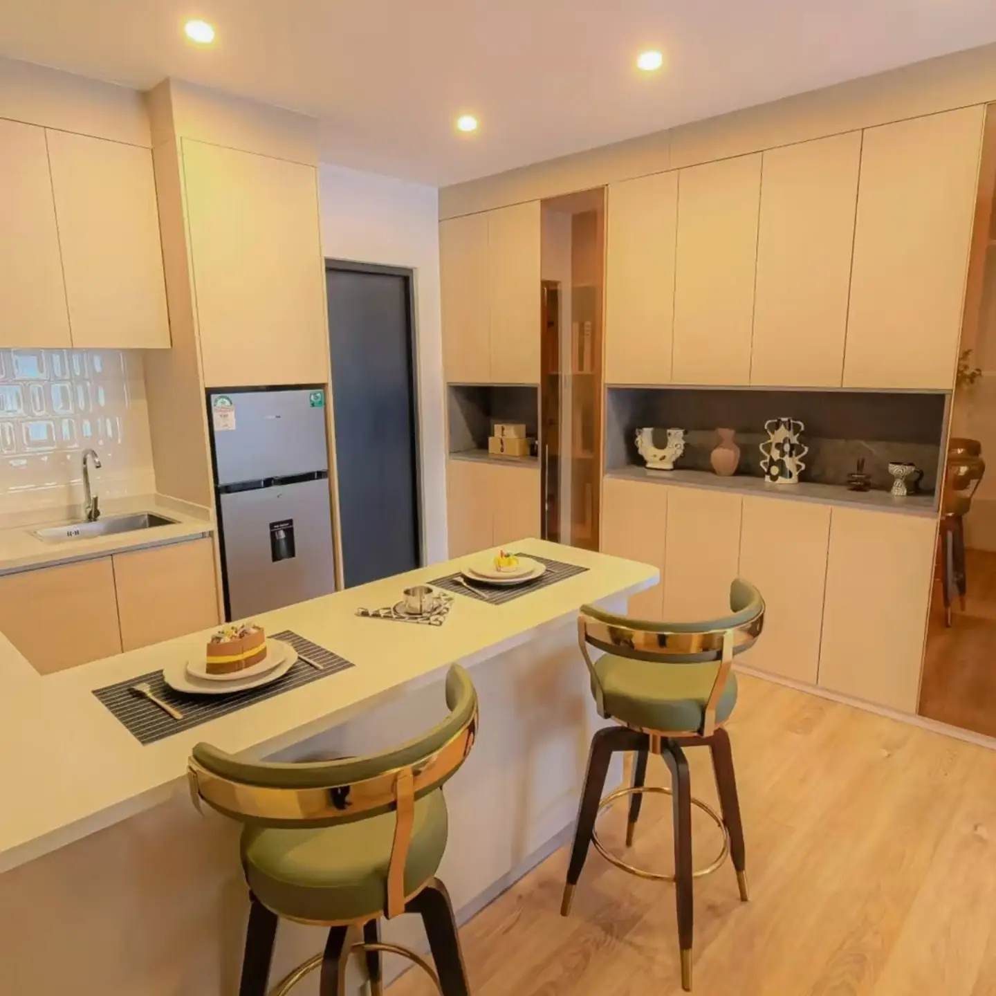 Studios, 1, 2 & 3 Bedroom Apartments For Sale In Westlands thumbnail 4
