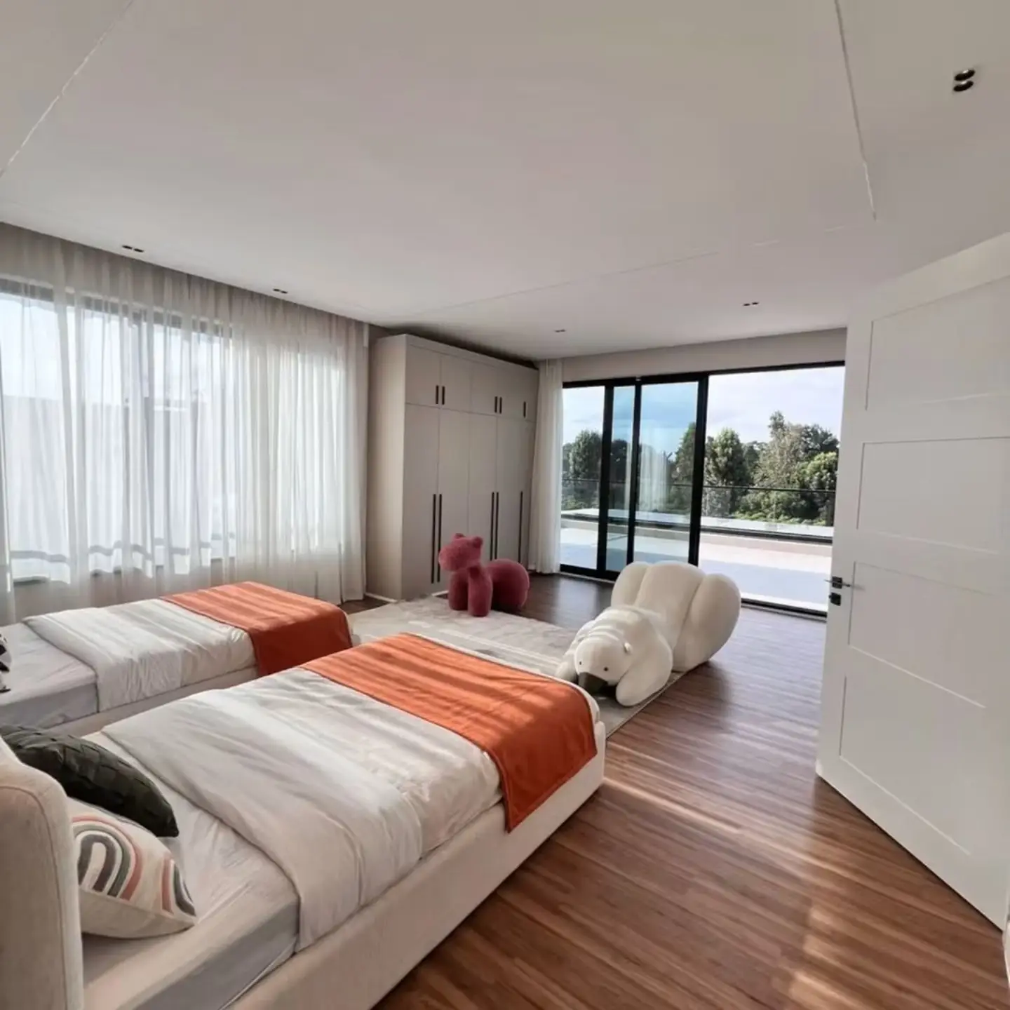 Luxury 5 Bedroom Villas for Sale — Runda, Nairobi