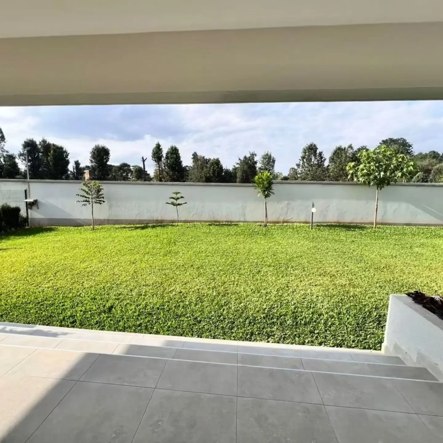 Luxury 5 Bedroom Villas for Sale thumbnail 4