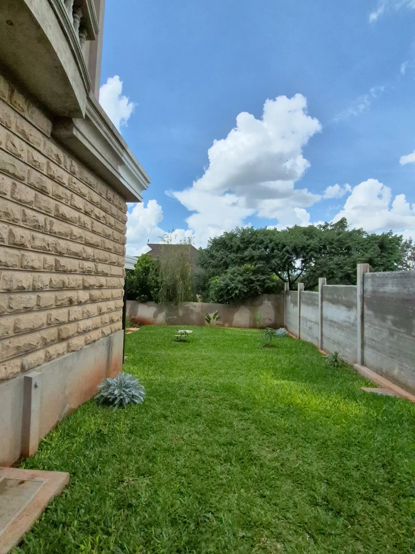 4 Bedroom All Ensuite Executive Residence for Sale thumbnail 2