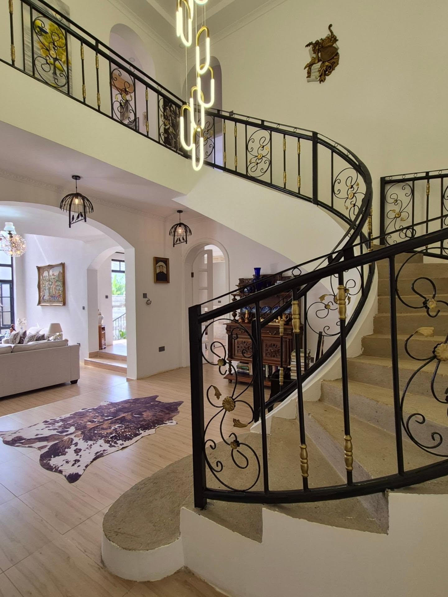 4 Bedroom All Ensuite Executive Residence for Sale thumbnail 4