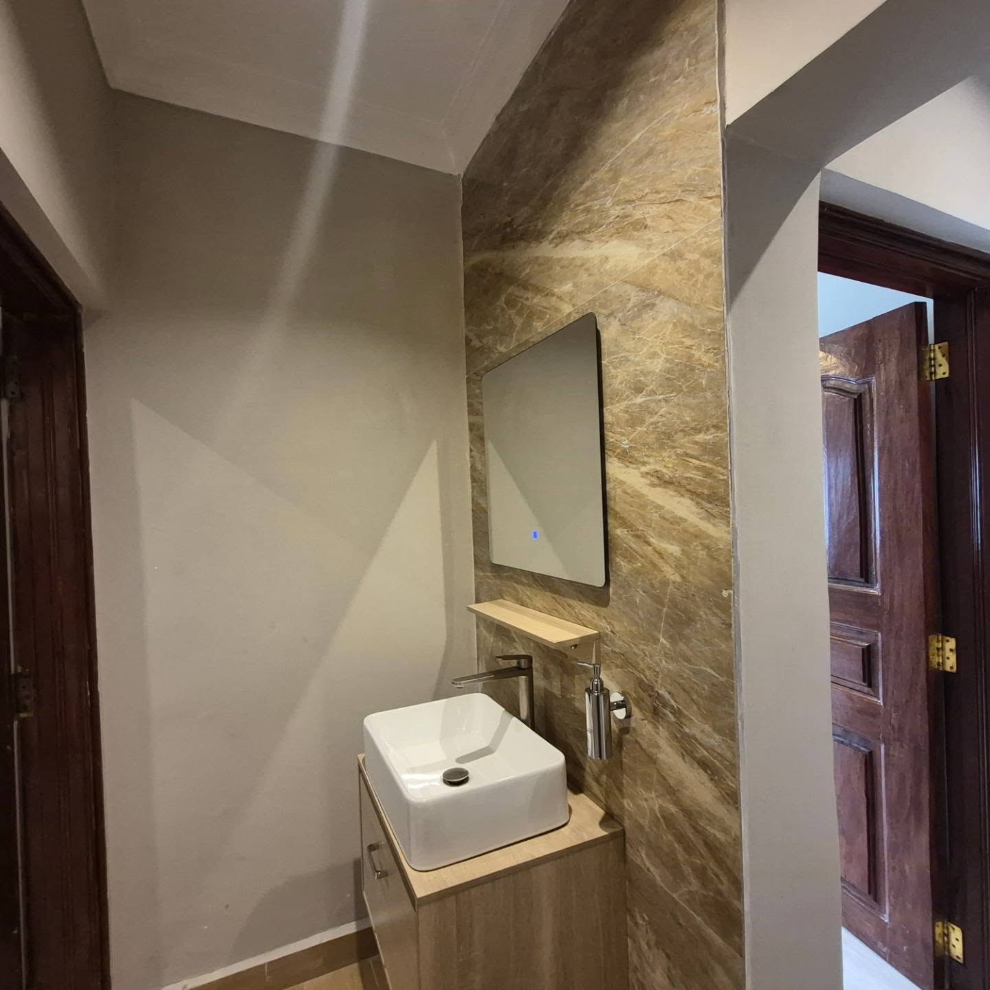 5 Bedroom House For Sale Thika Road thumbnail 11