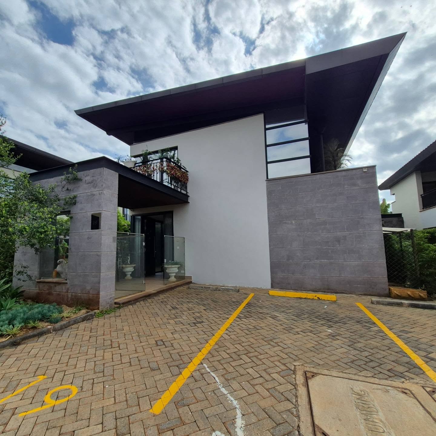 Elegant 4-Bedroom Villa for Sale in Runda — Runda, Nairobi