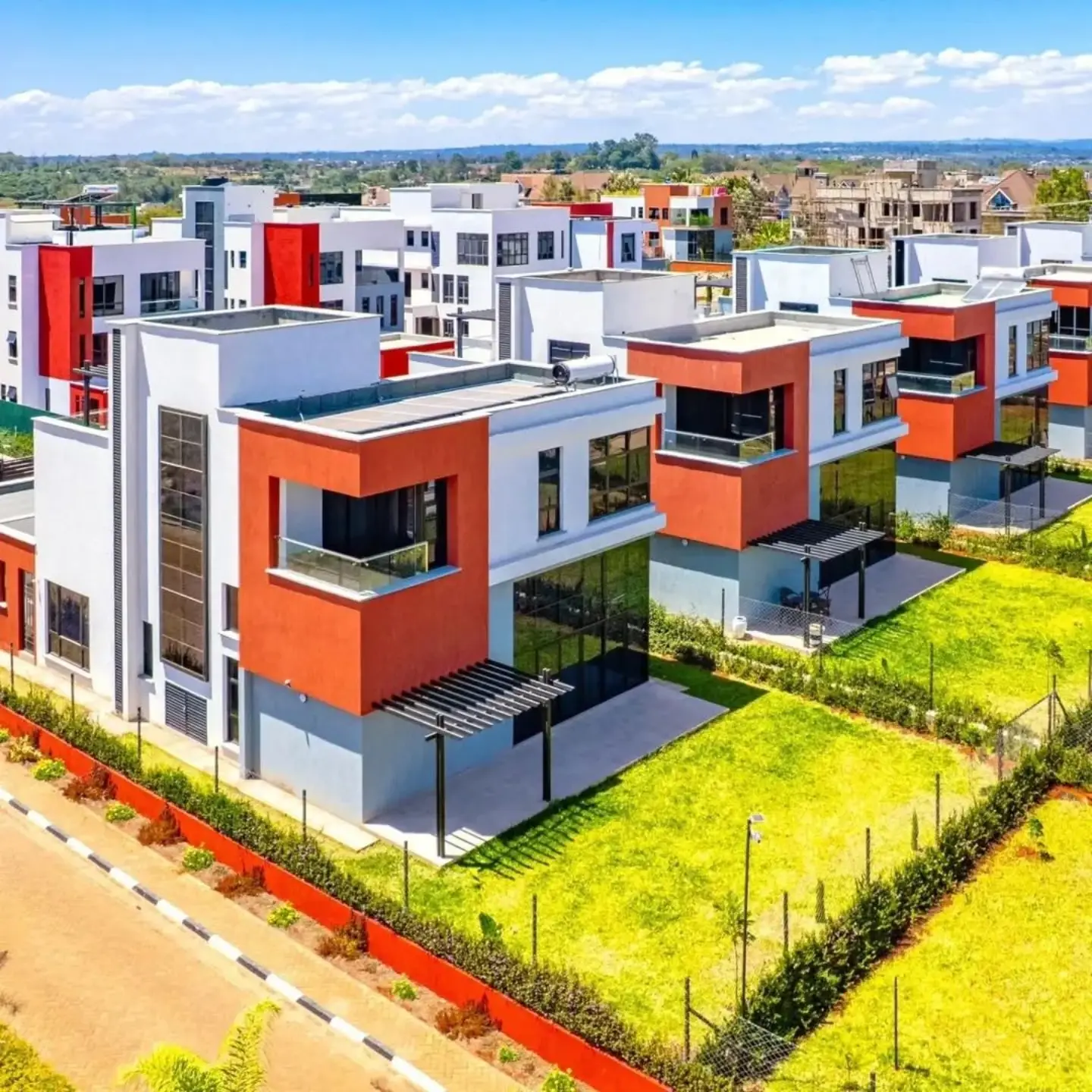 4 generously sized en-suite bedrooms + DSQ thumbnail 3