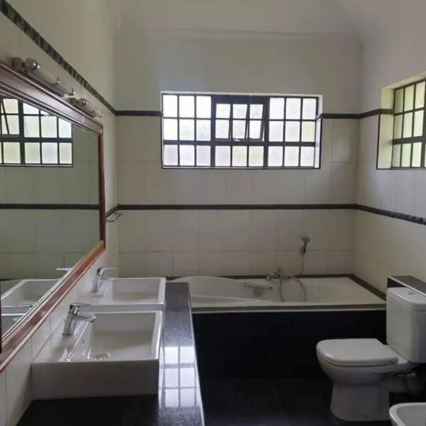 4 en-suite bedrooms for rent thumbnail 12