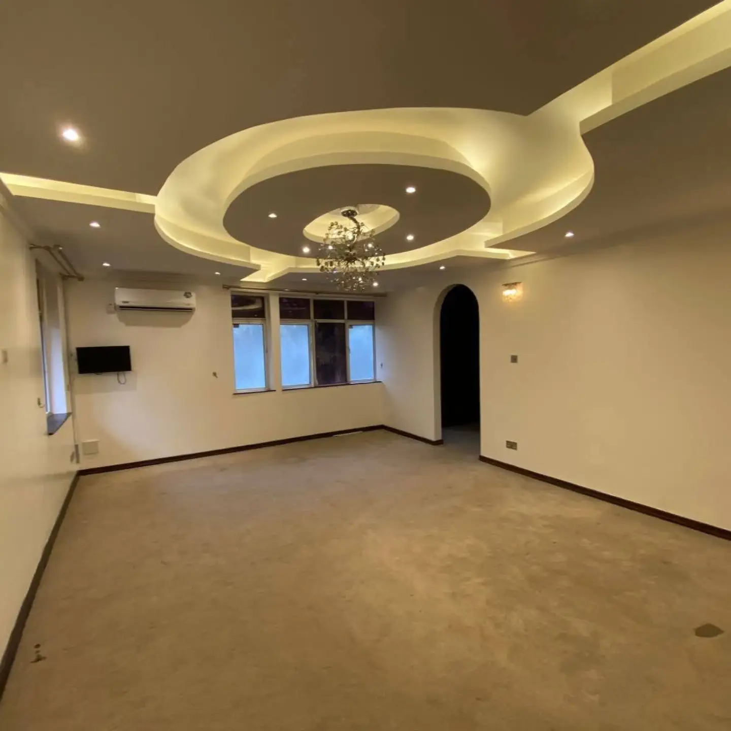 Newly Renovated 4-Bedroom + DSQ Villa | Runda thumbnail 15