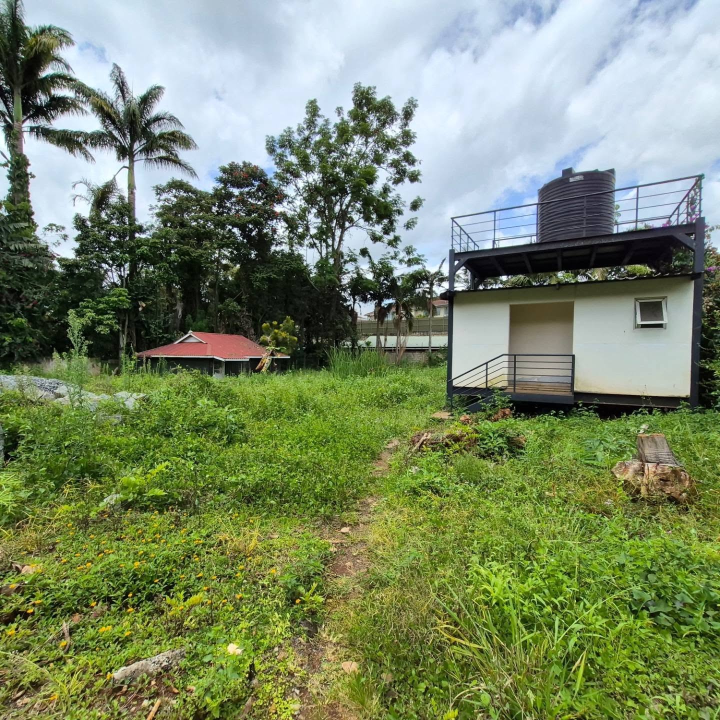 Half Acre Plot For Sale in Gigiri,Nairobi thumbnail 2