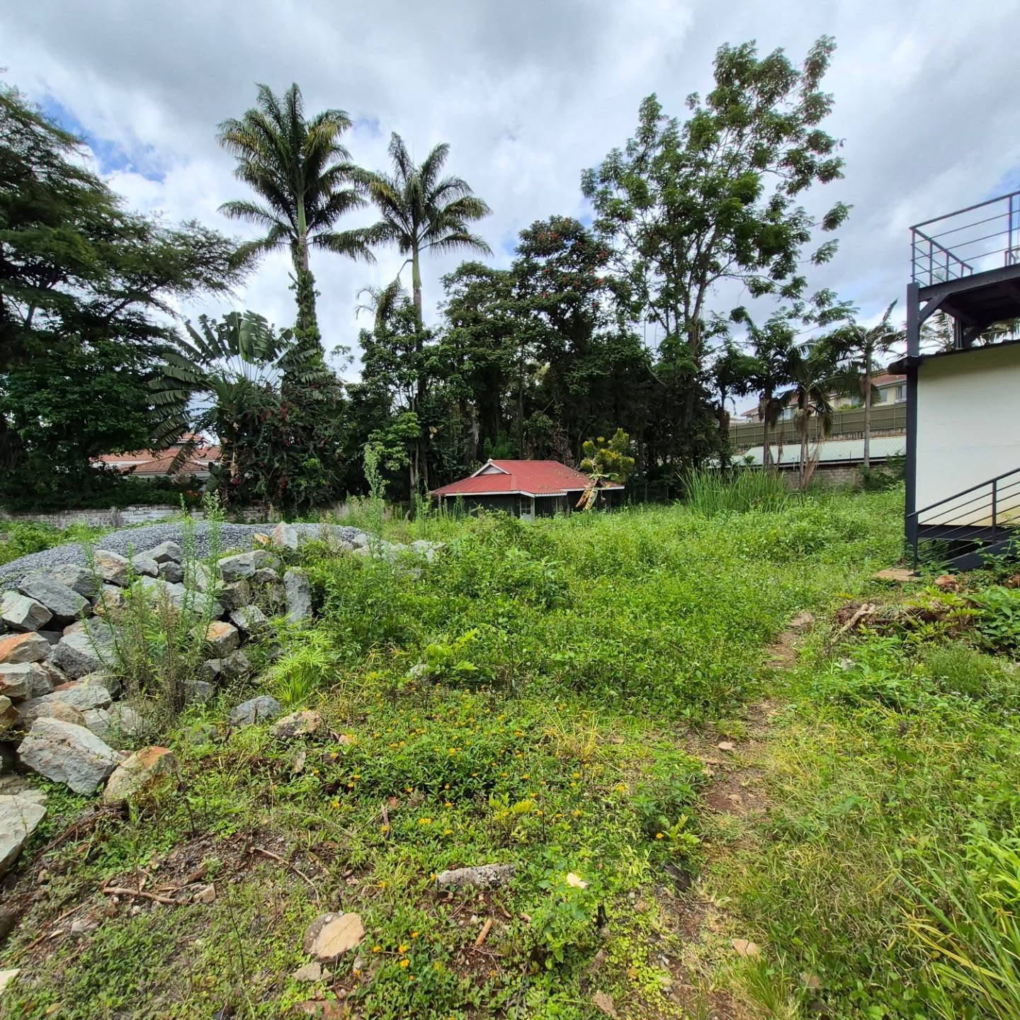 Half Acre Plot For Sale in Gigiri,Nairobi thumbnail 5
