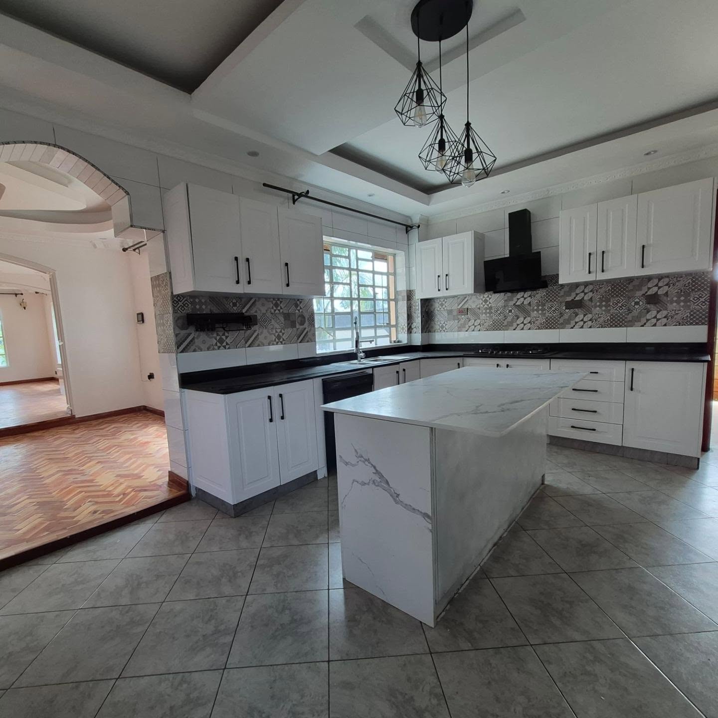 5-Bedroom + DSQ For Rent In Runda thumbnail 7