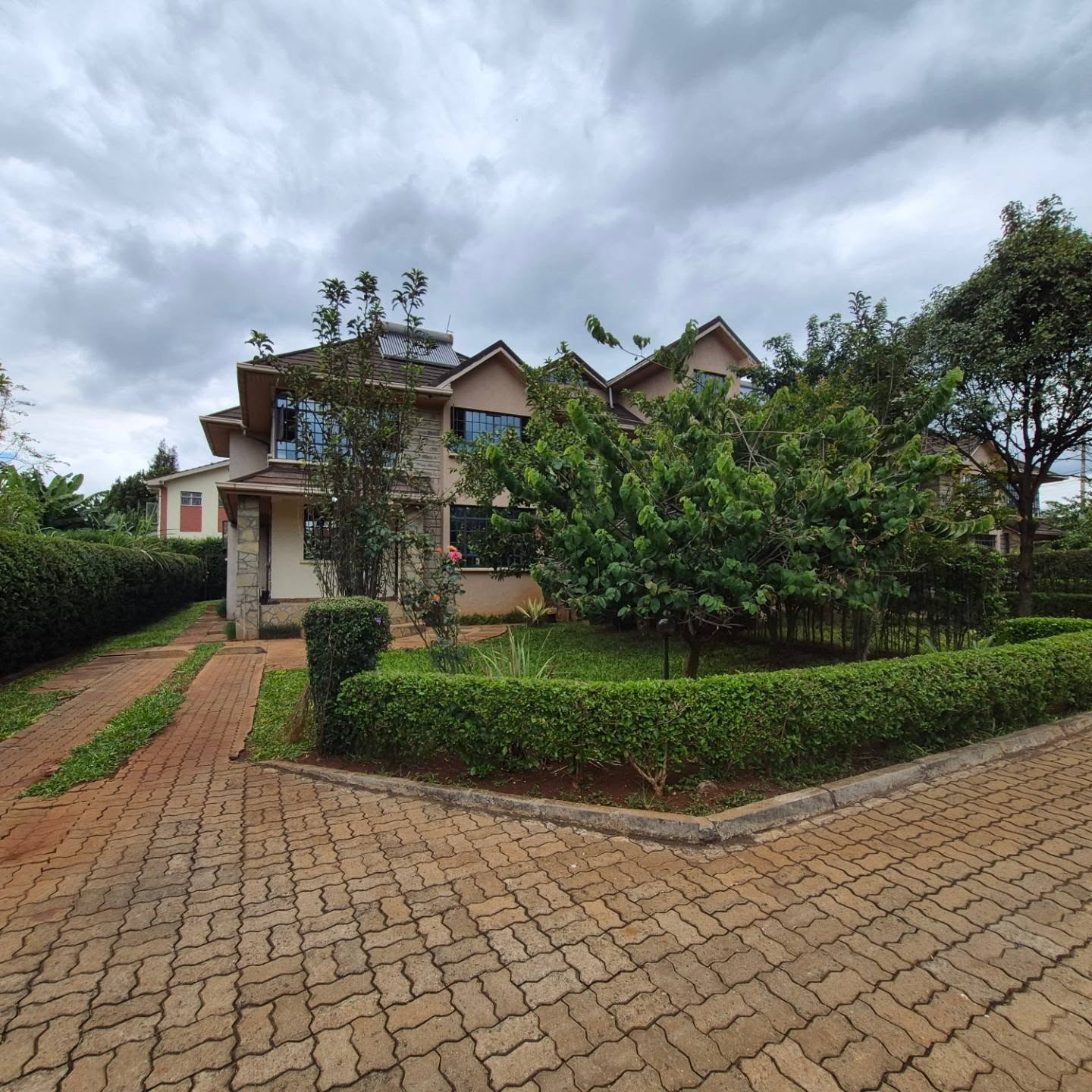 5 Bedroom House For Rent in Thome Estate thumbnail 2