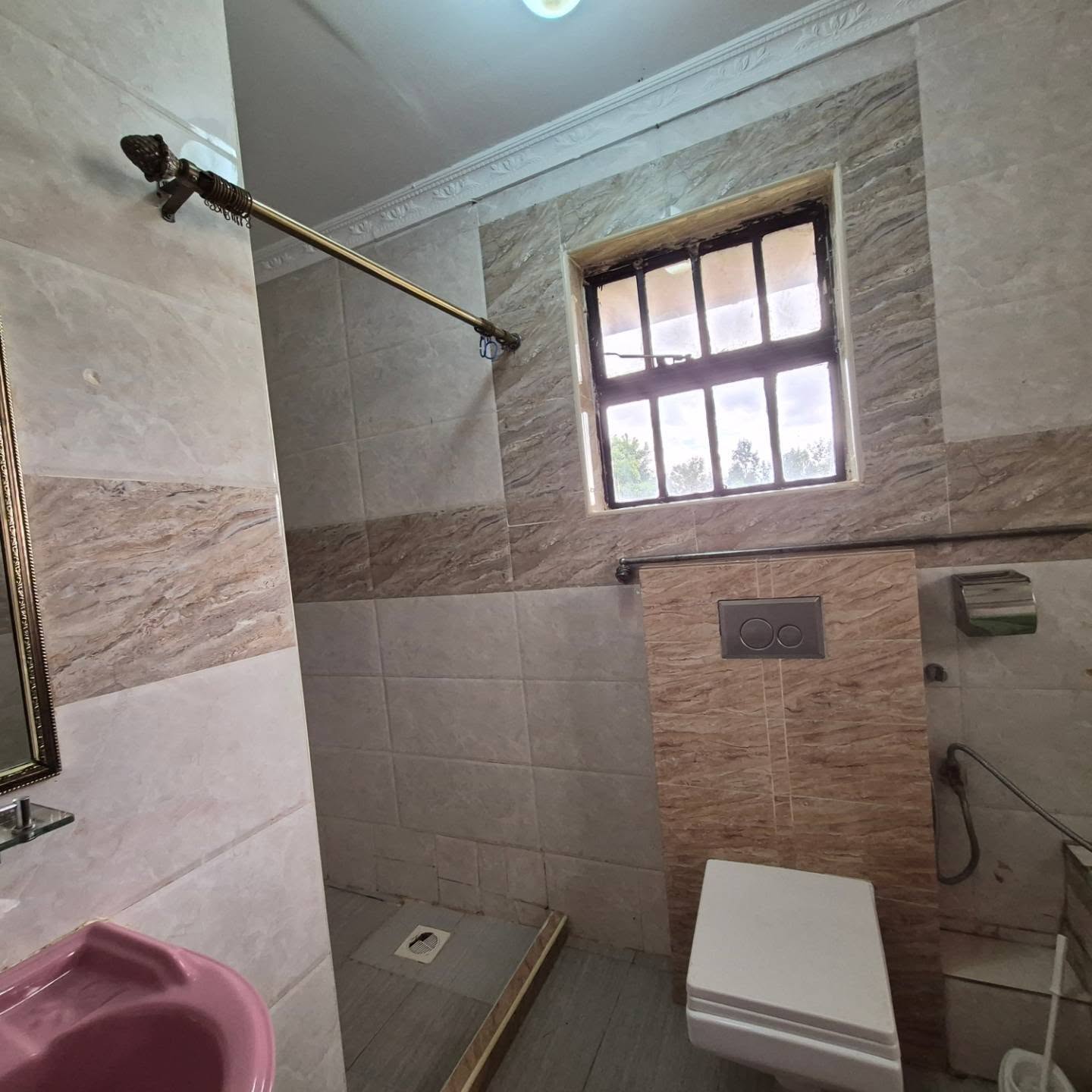 5 Bedroom House For Rent in Thome Estate thumbnail 13