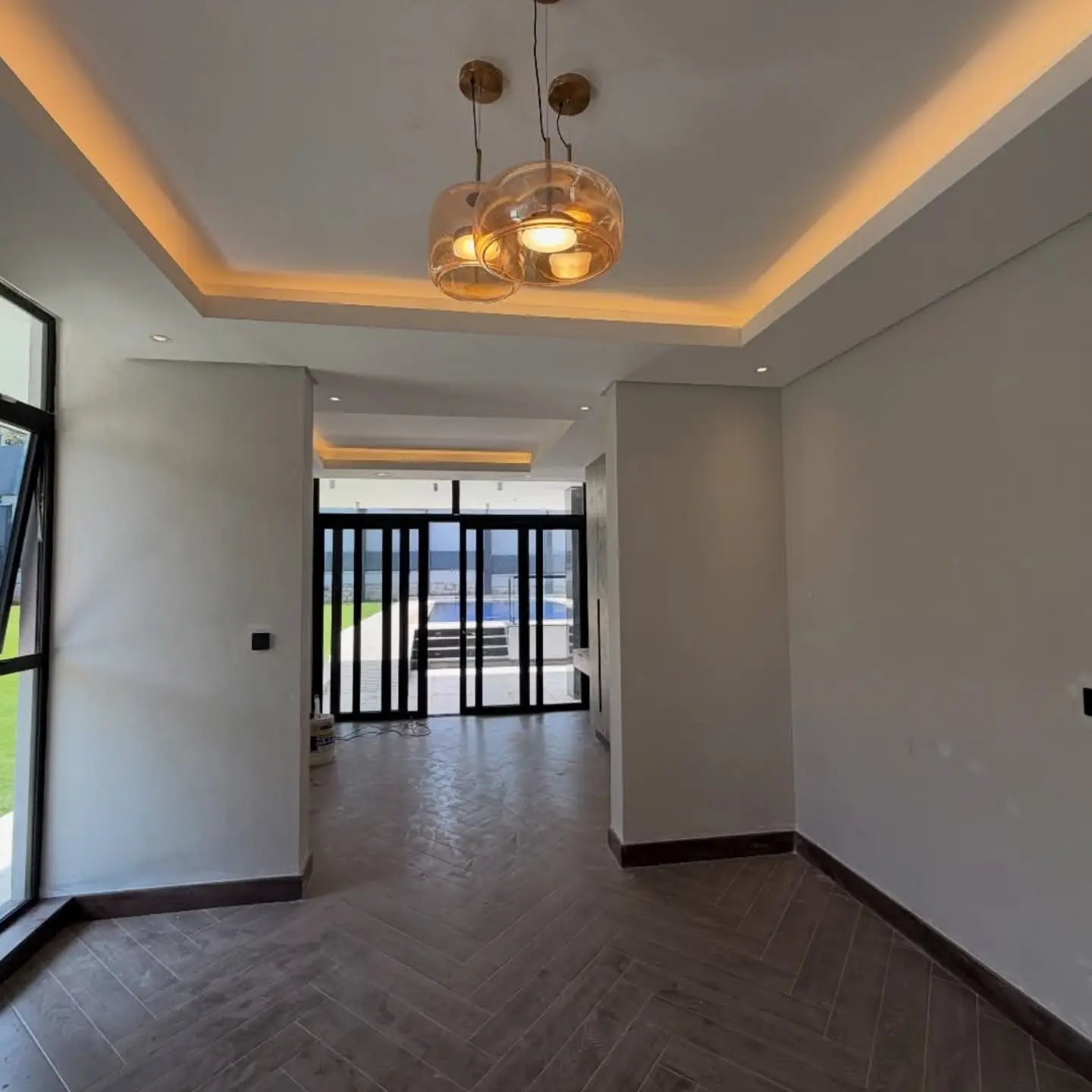 NEW LUXURY VILLA TO LET — NYARI ESTATE,NAIROBI thumbnail 7