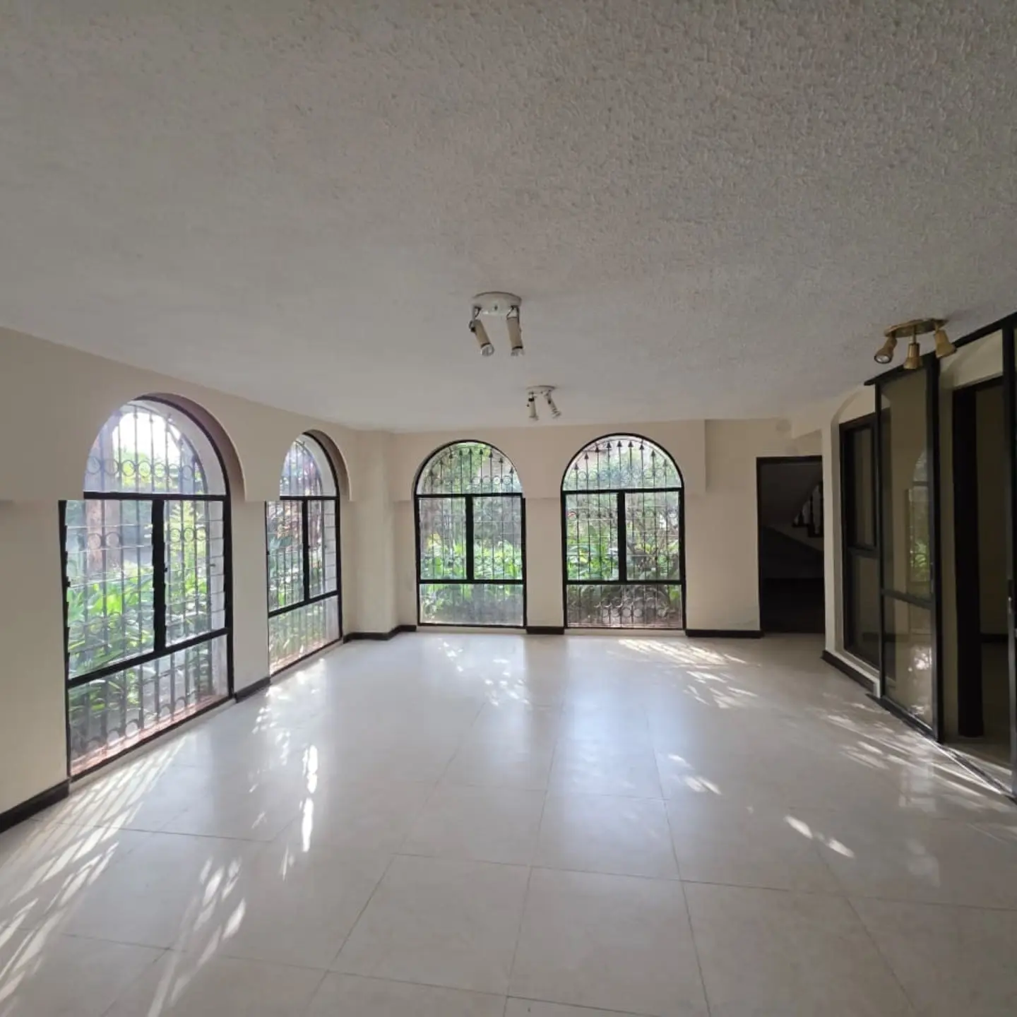 5-Bedroom House | Muthaiga thumbnail 2