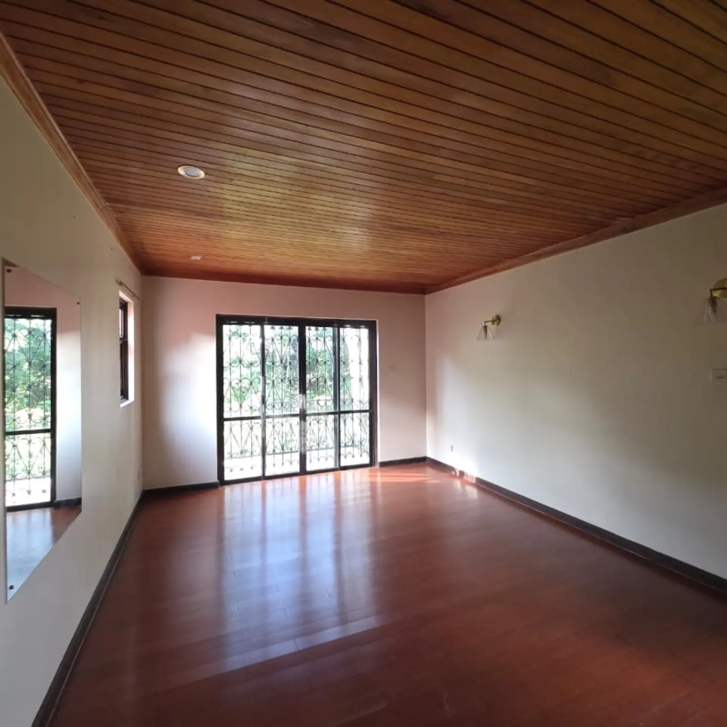 5-Bedroom House | Muthaiga thumbnail 8