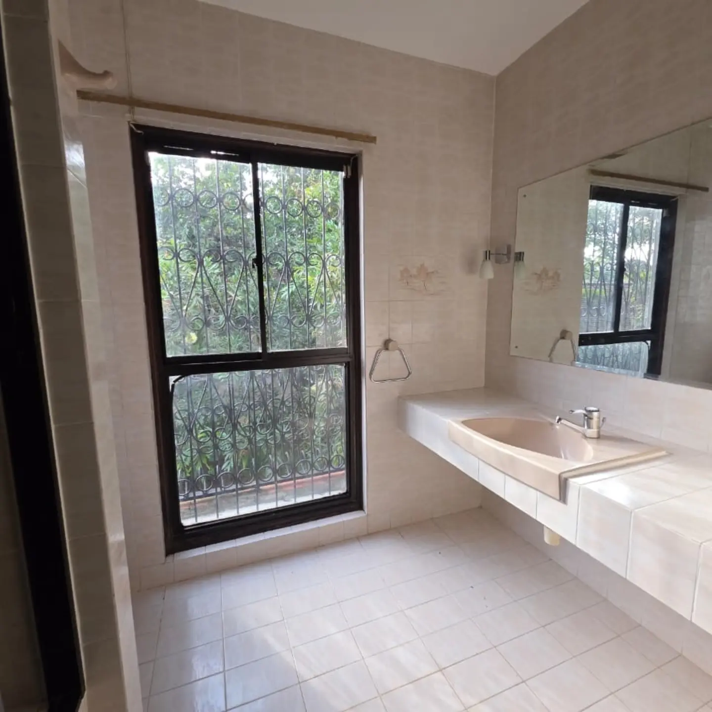 5-Bedroom House | Muthaiga thumbnail 16