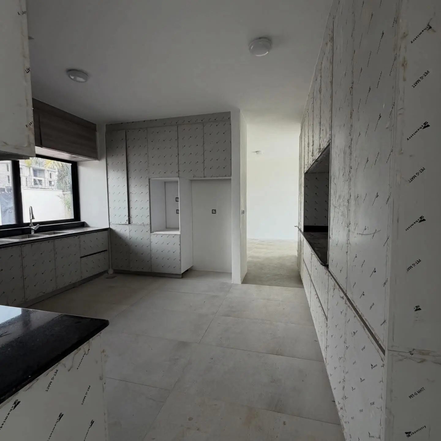 4 Bedroom Townhouses + SQ for Sale thumbnail 9