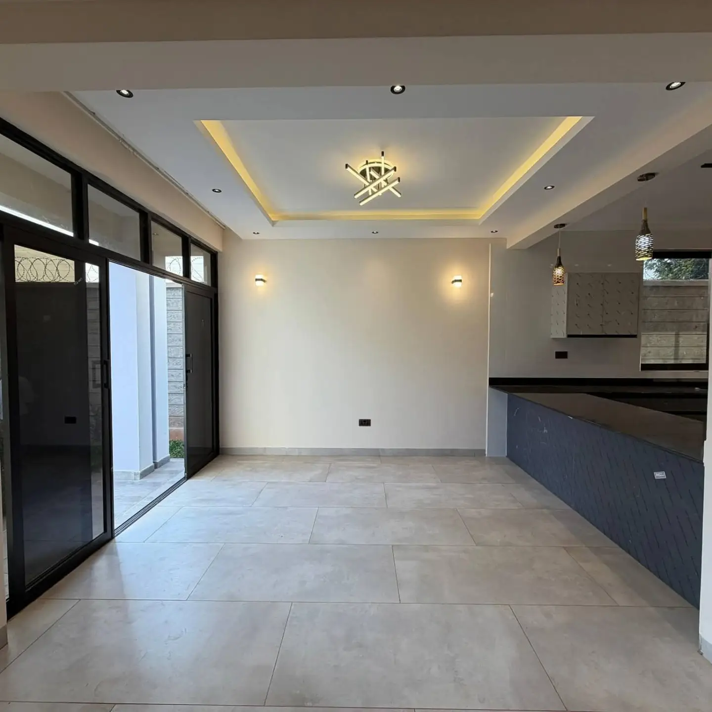 4 Bedroom Villas For Sale thumbnail 3