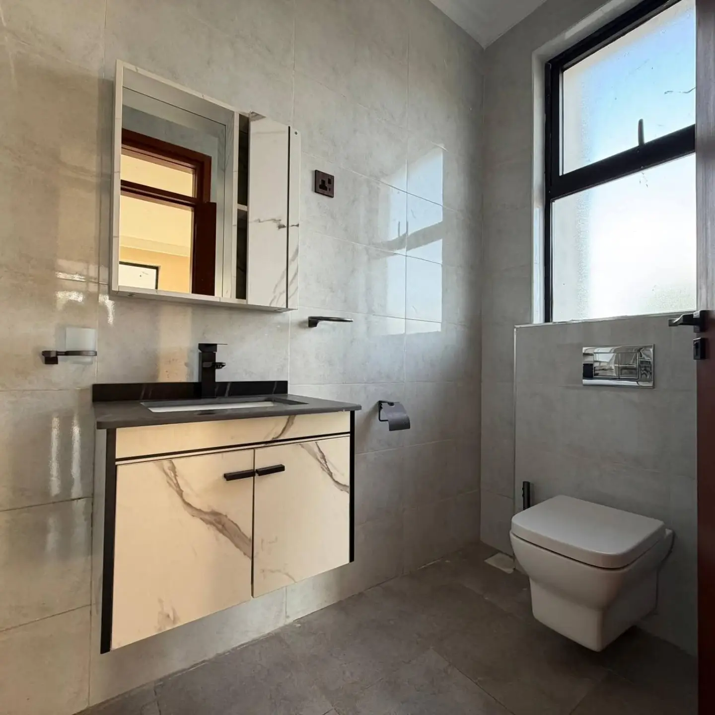 4 Bedroom Villas For Sale thumbnail 6