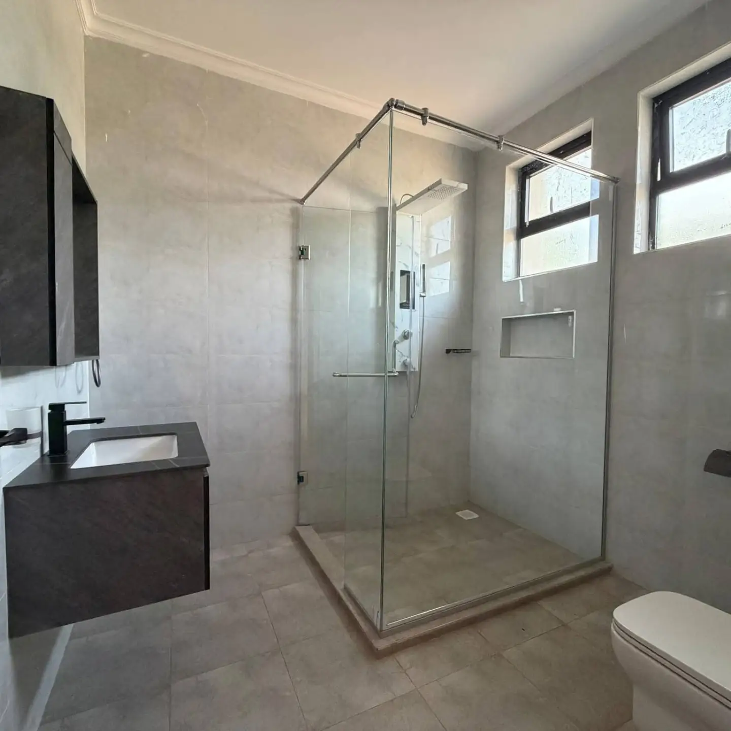 4 Bedroom Villas For Sale thumbnail 10
