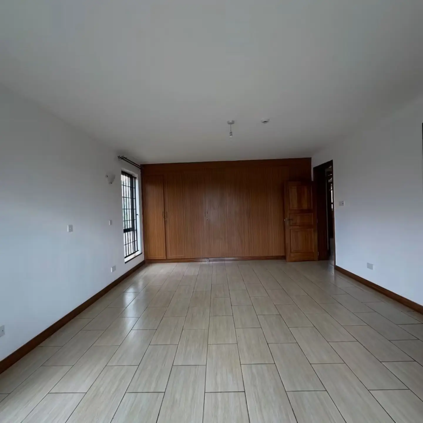 4 BEDROOM TOWNHOUSE FOR RENT — RUNDA, NAIROBI thumbnail 16