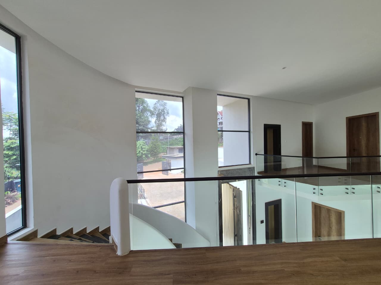 Exclusive 5-Bedroom Residence for Sale in Nyari Estate. thumbnail 15