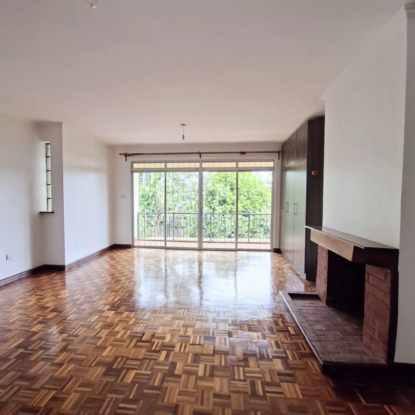 Serene 5 Bedroom Home for Rent in Kitisuru thumbnail 3