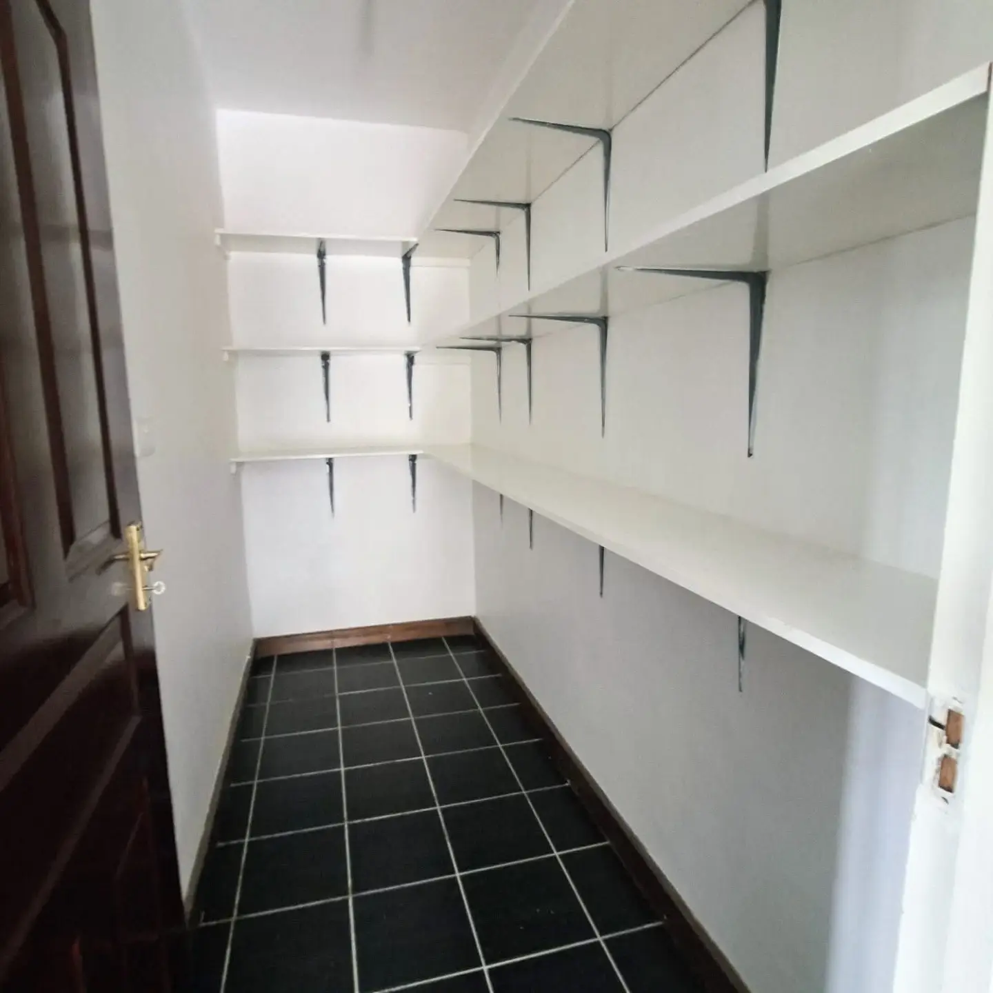 Serene 5 Bedroom Home for Rent in Kitisuru thumbnail 9