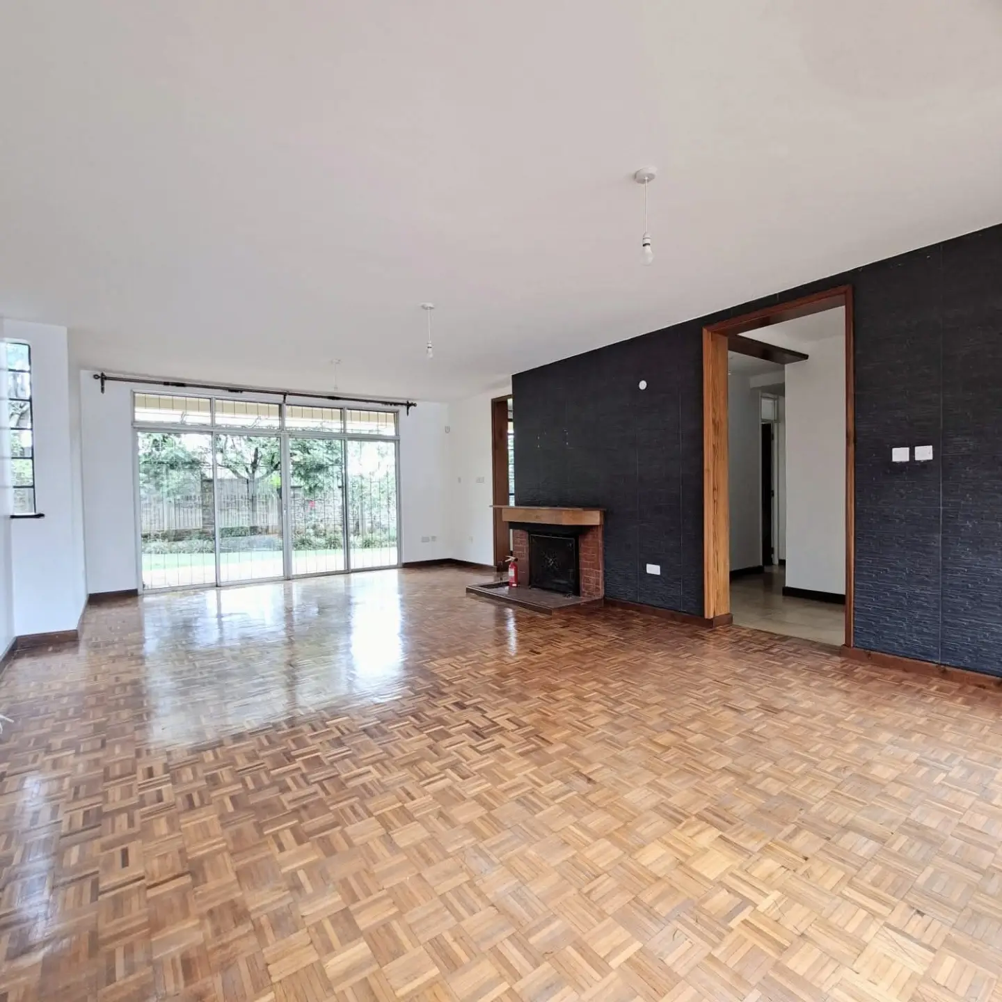 Serene 5 Bedroom Home for Rent in Kitisuru thumbnail 10