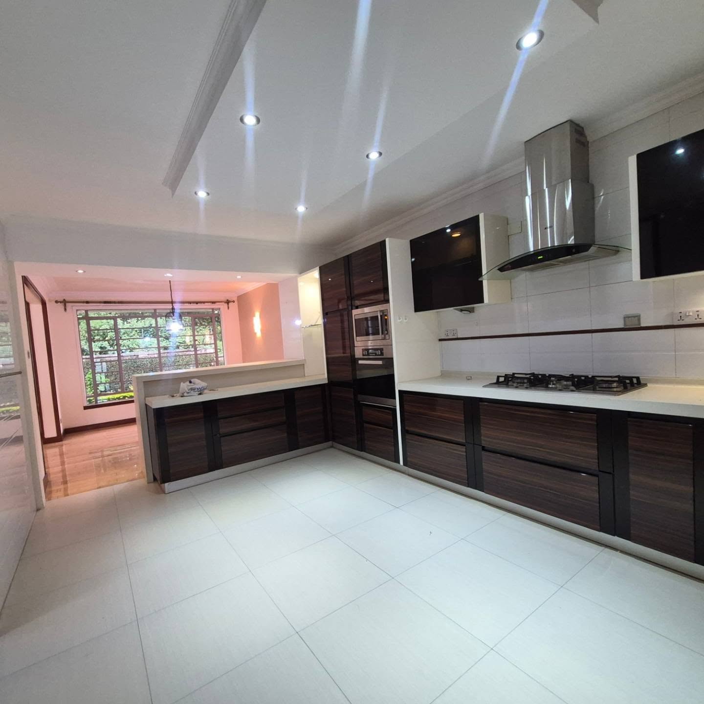 Luxury 5 Bedroom Villa for Rent in Westlands thumbnail 9