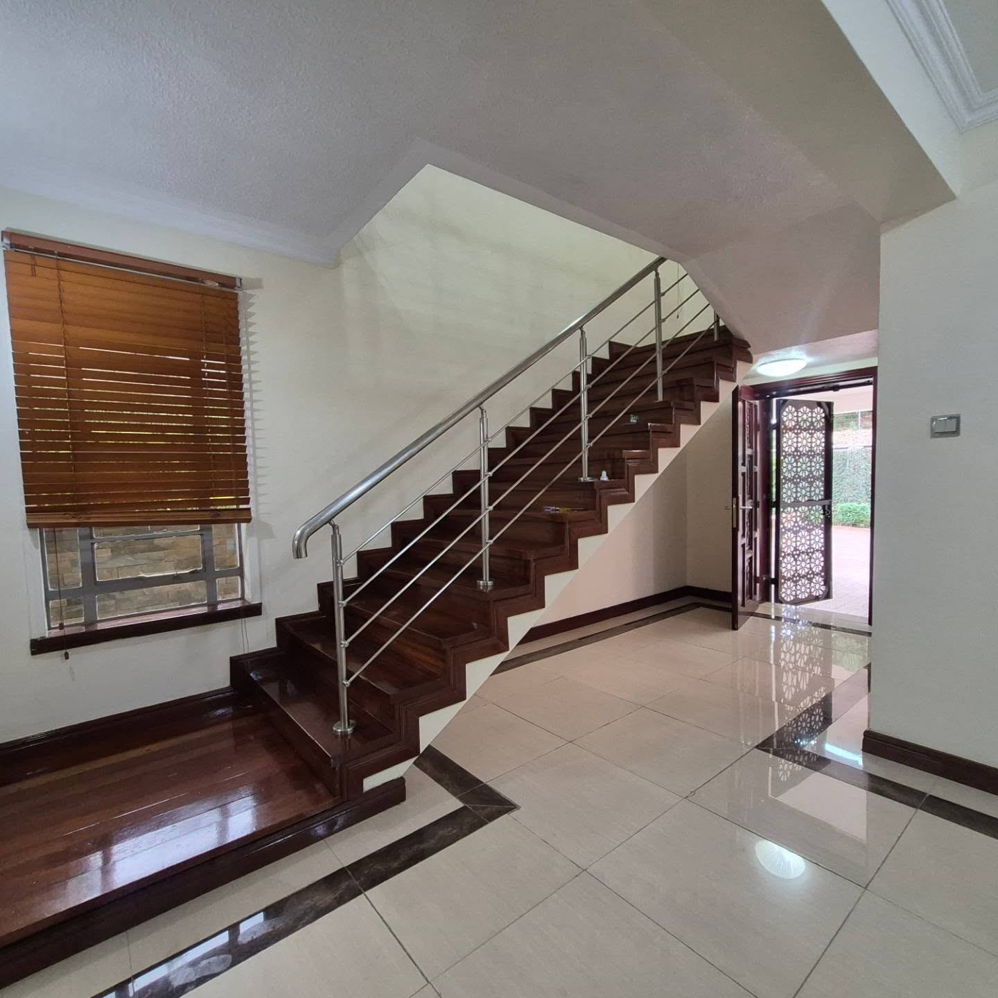 Luxury 5 Bedroom Villa for Rent in Westlands thumbnail 12