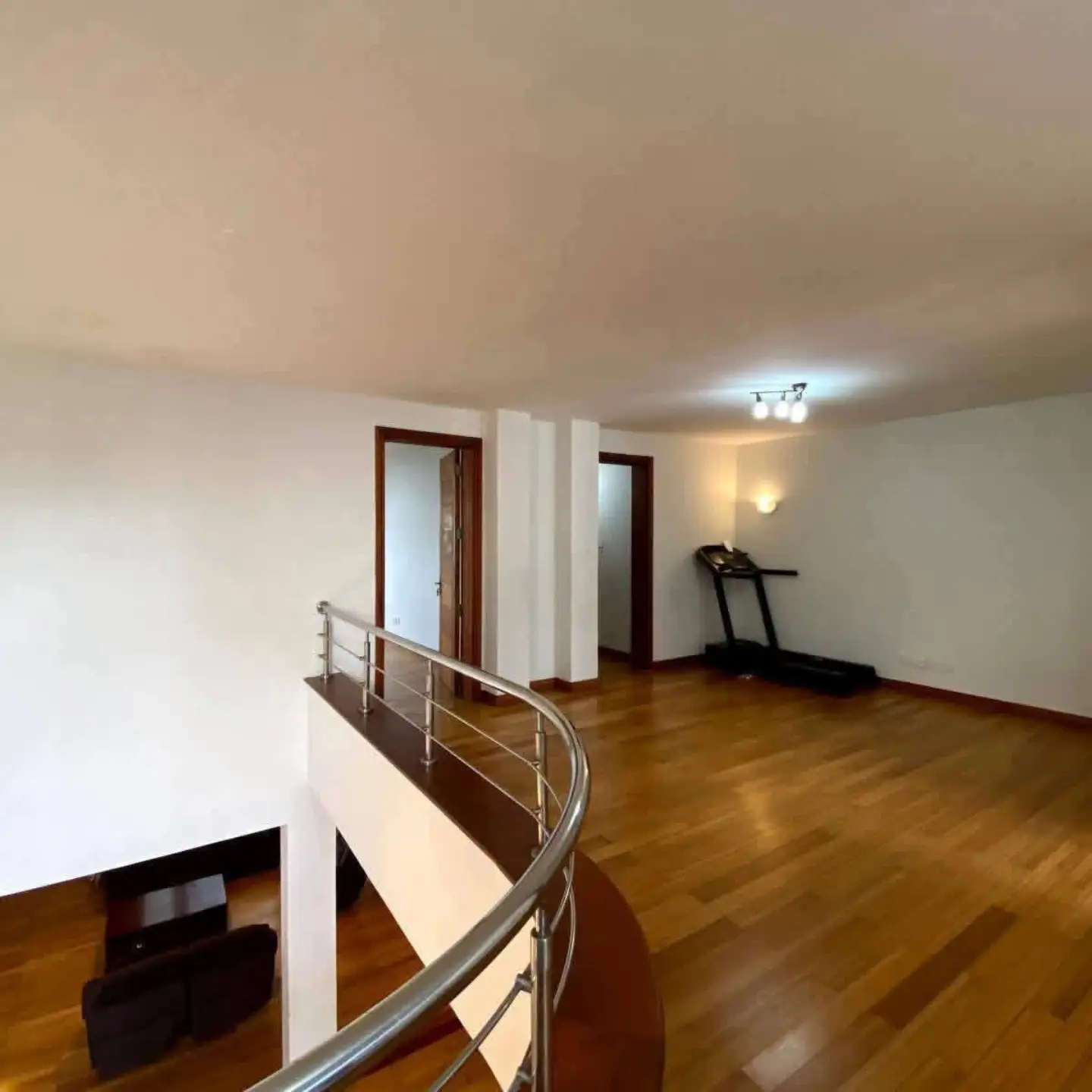 Modern 5 Bedroom Villa for Rent in Westlands thumbnail 5