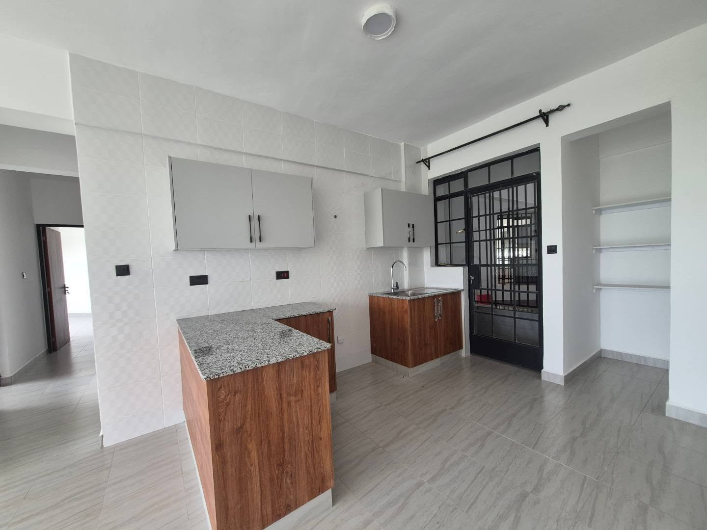 2 Bedroom Apartment for Sale in Ruaka thumbnail 4