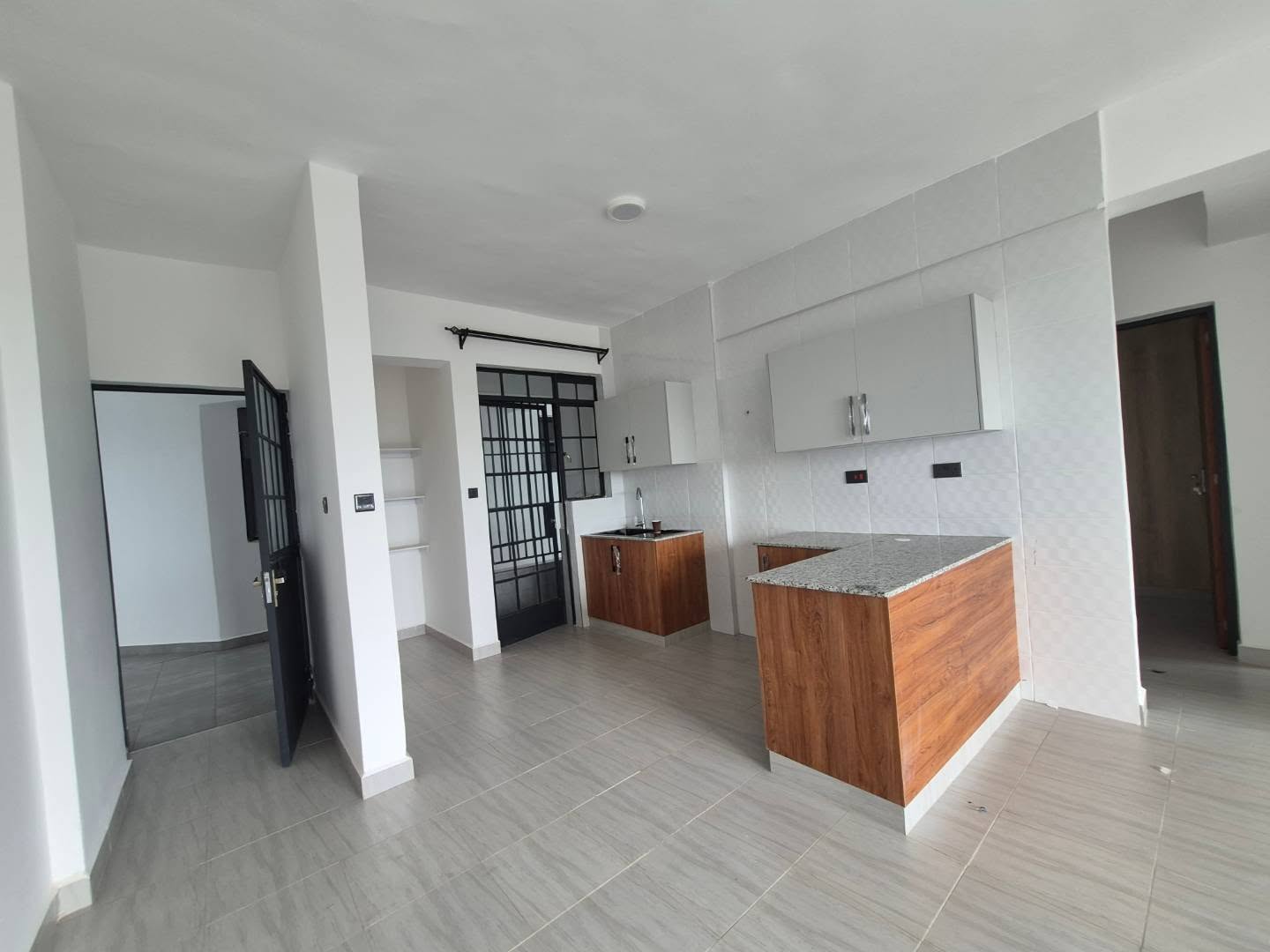 3 Bedroom Apartment for Sale in Ruaka thumbnail 8