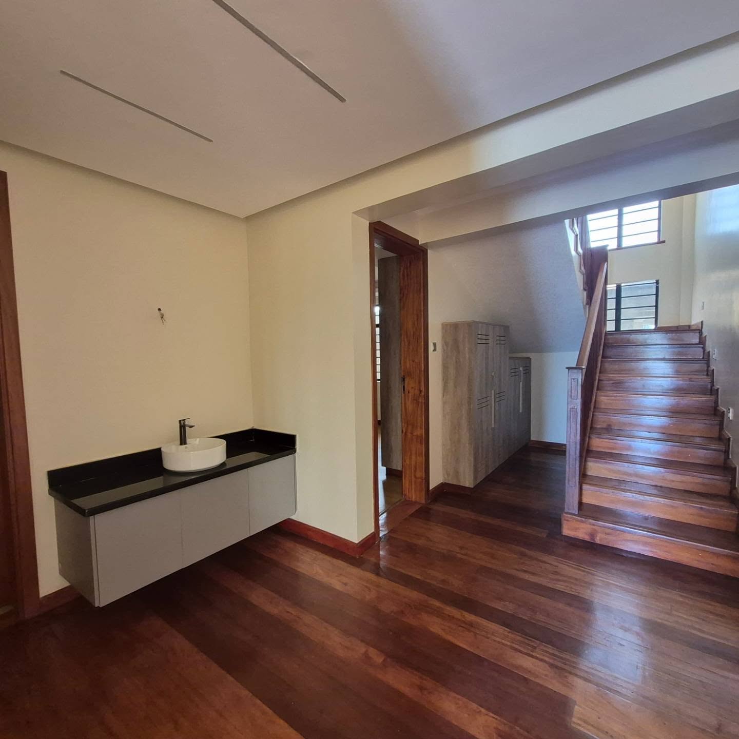 Modern 4 Bedroom House for Sale in Ruiru thumbnail 10