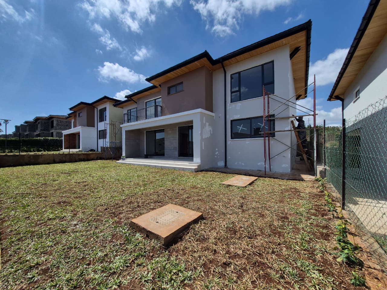 Luxury 4 Bedroom Villa for Sale in Tigoni thumbnail 2