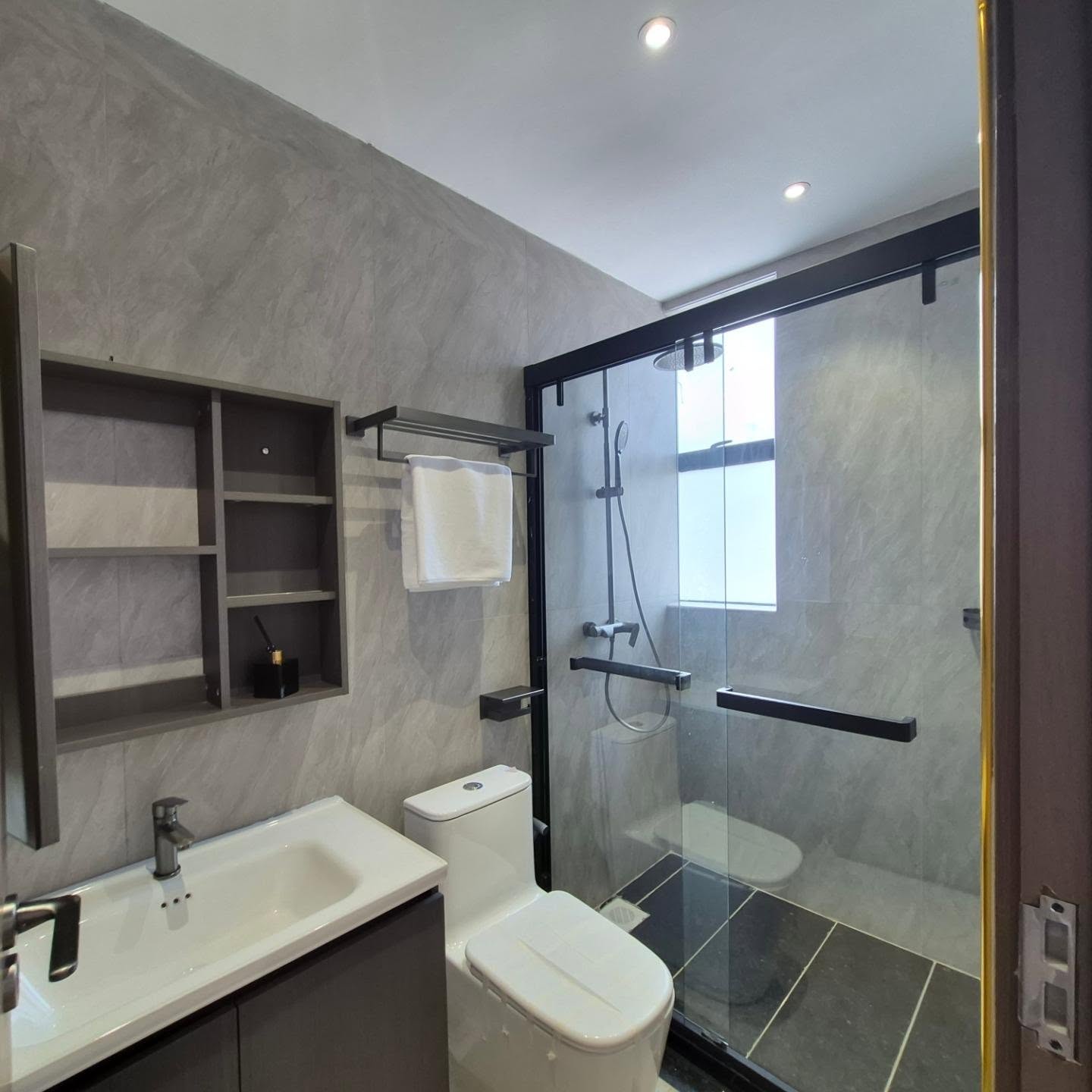 Spacious 5 Bedroom House in Kikuyu thumbnail 10