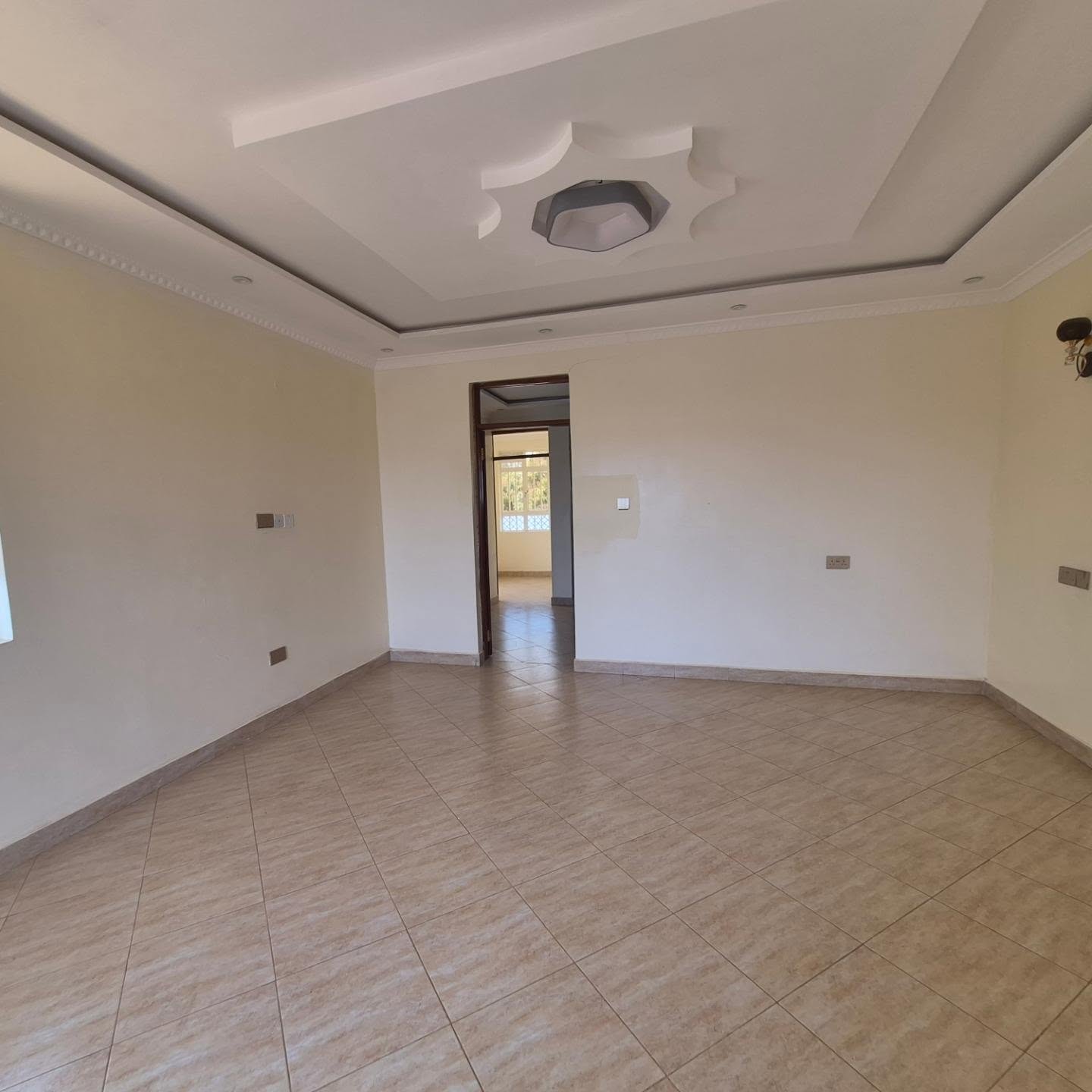 5 Bedroom Home in Ruiru thumbnail 15