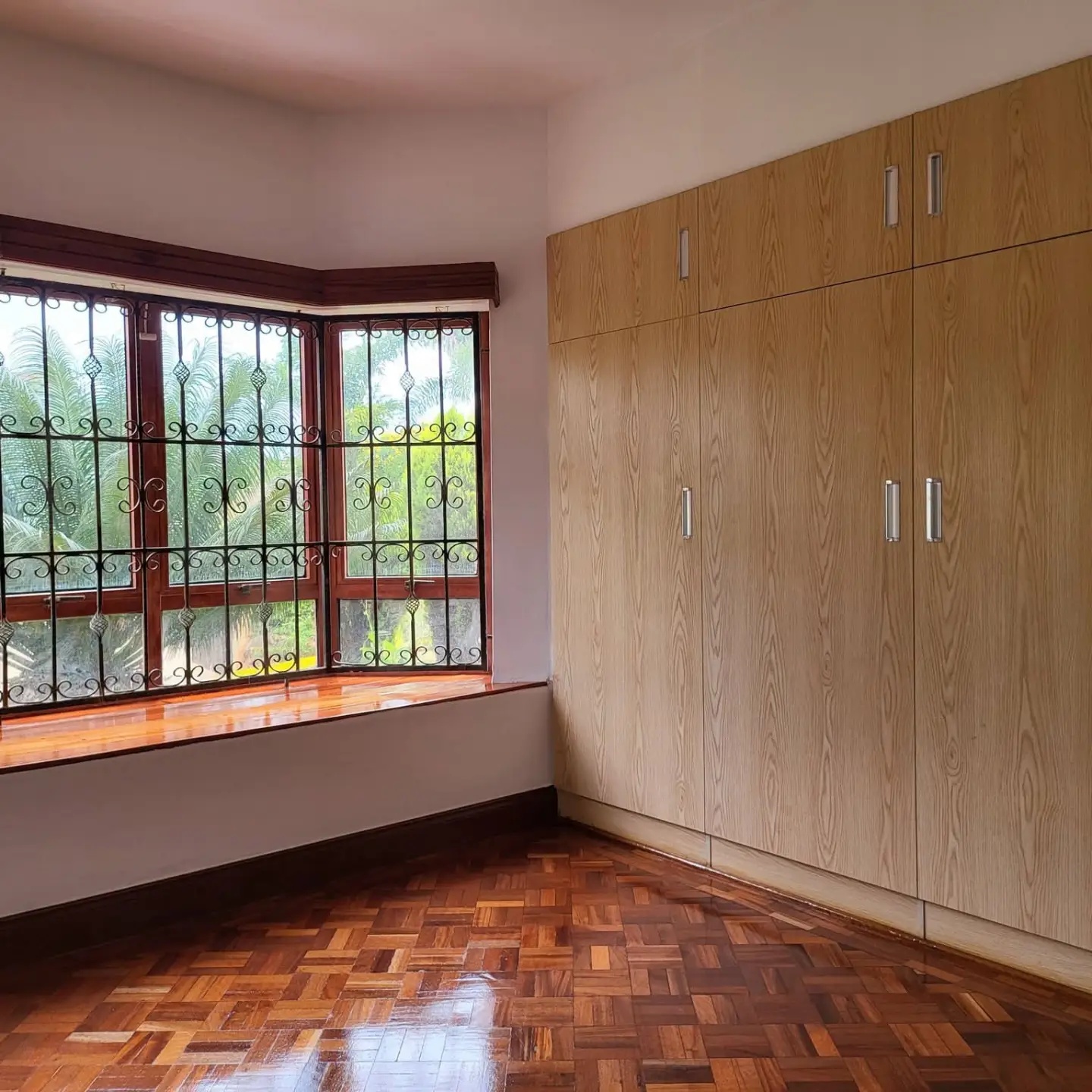 Modern 5 Bedroom Townhouse for Rent in Runda thumbnail 3