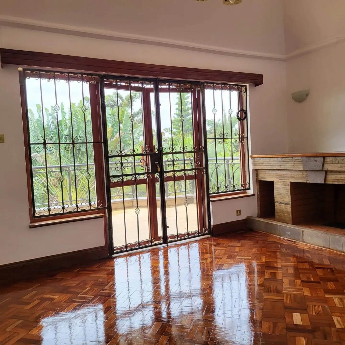 Modern 5 Bedroom Townhouse for Rent in Runda thumbnail 8