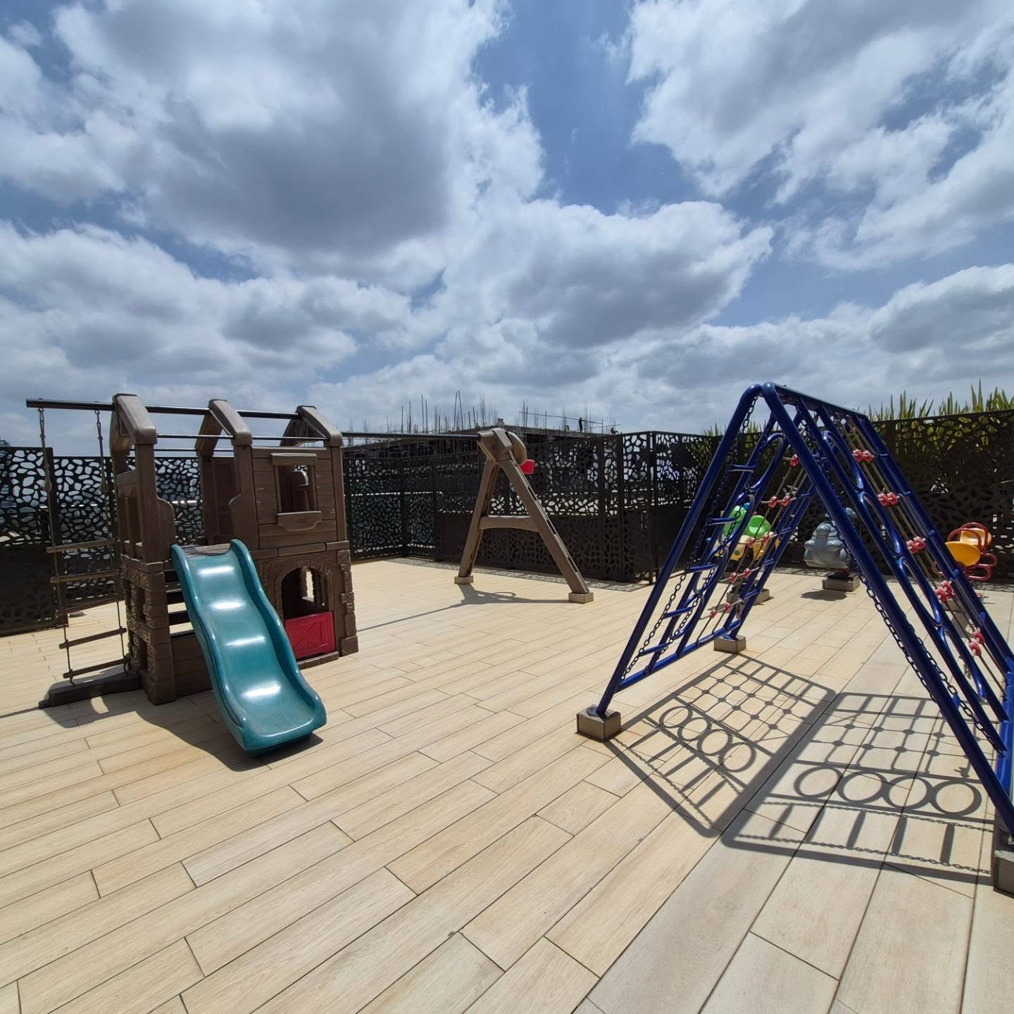 Spacious 2 Bedroom Apartment for Rent in Riverside thumbnail 9