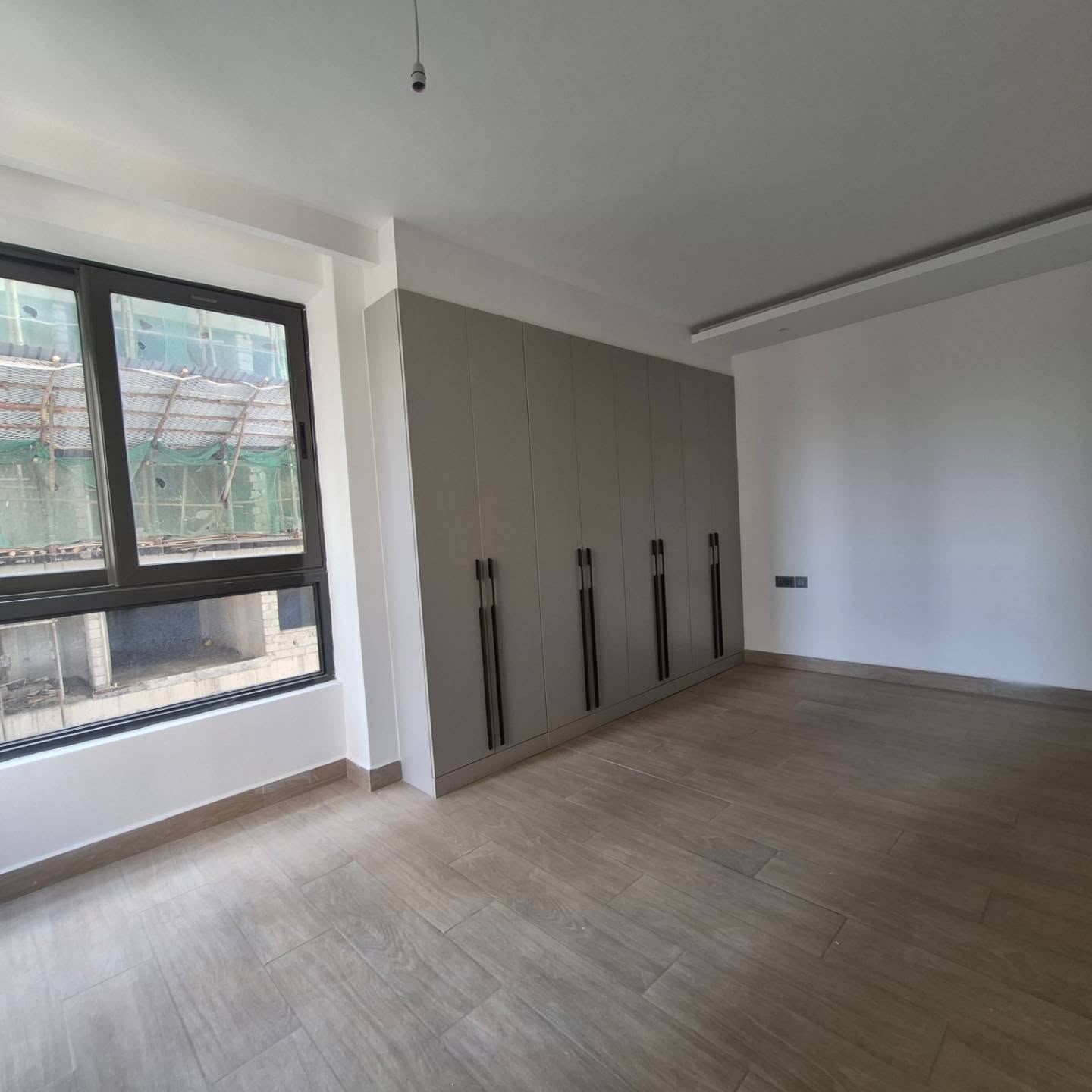 Spacious 2 Bedroom Apartment for Rent in Riverside thumbnail 16