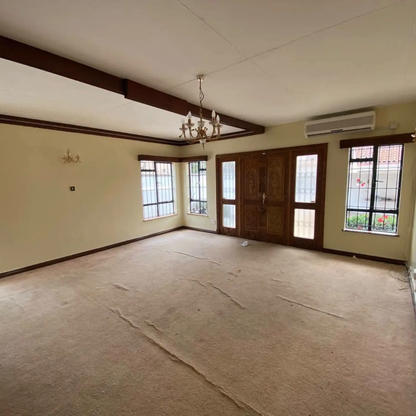 Modern 5 Bedroom Bungalow For Rent In Runda thumbnail 8