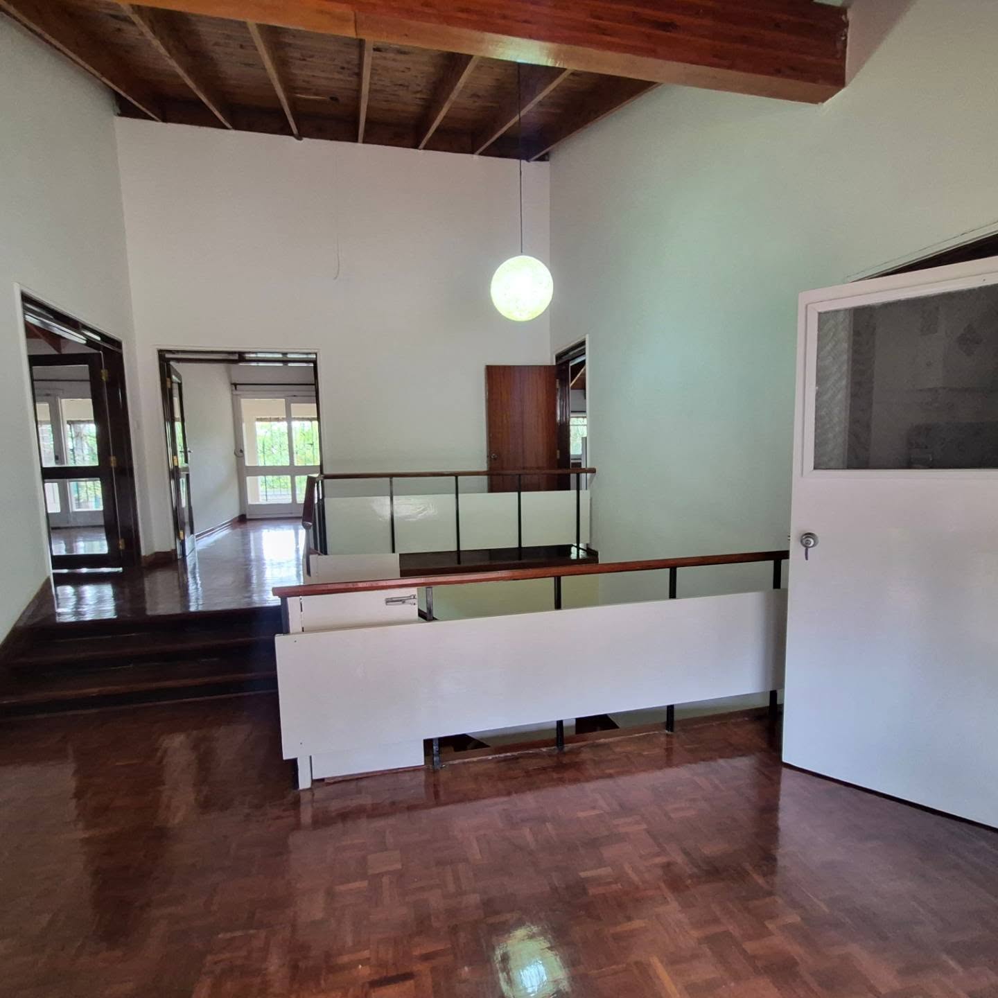 Spacious 4 Bedroom House For Rent In Runda thumbnail 2