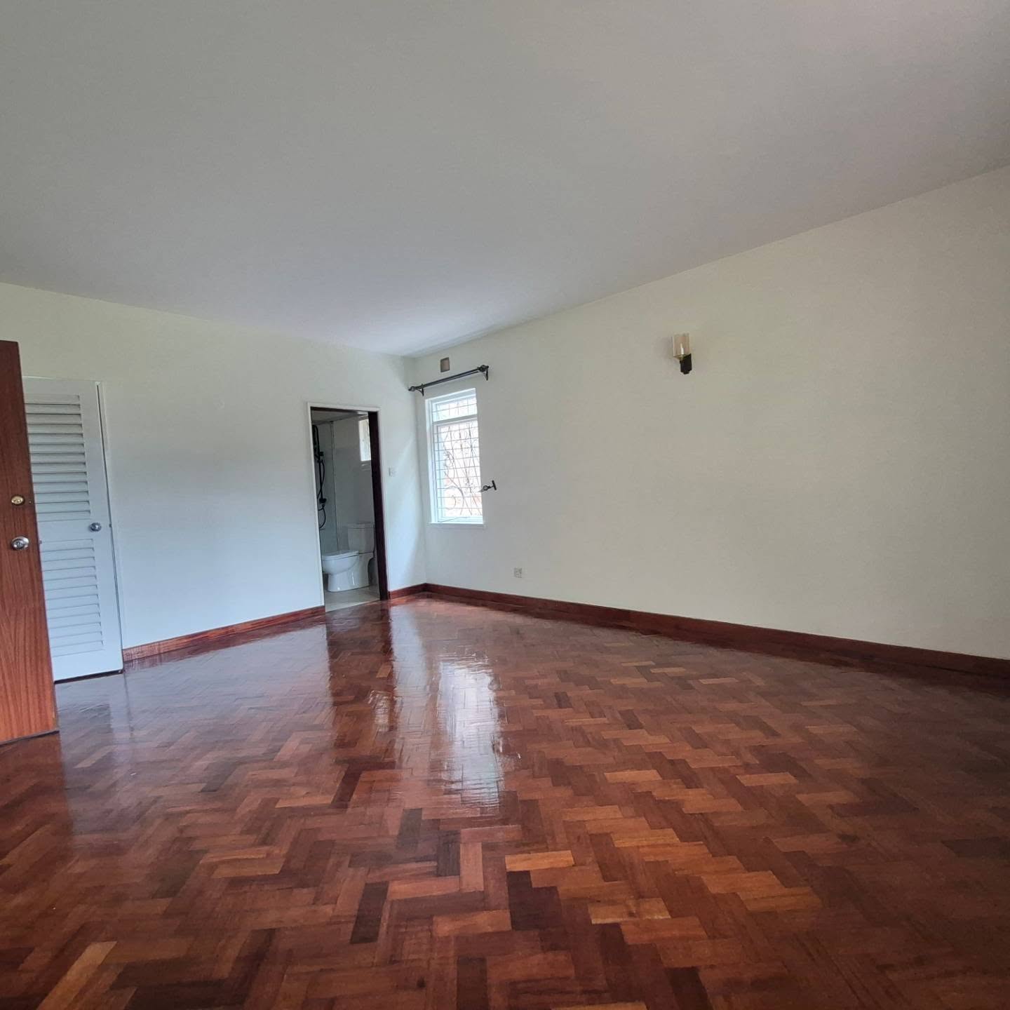 Spacious 4 Bedroom House For Rent In Runda thumbnail 13