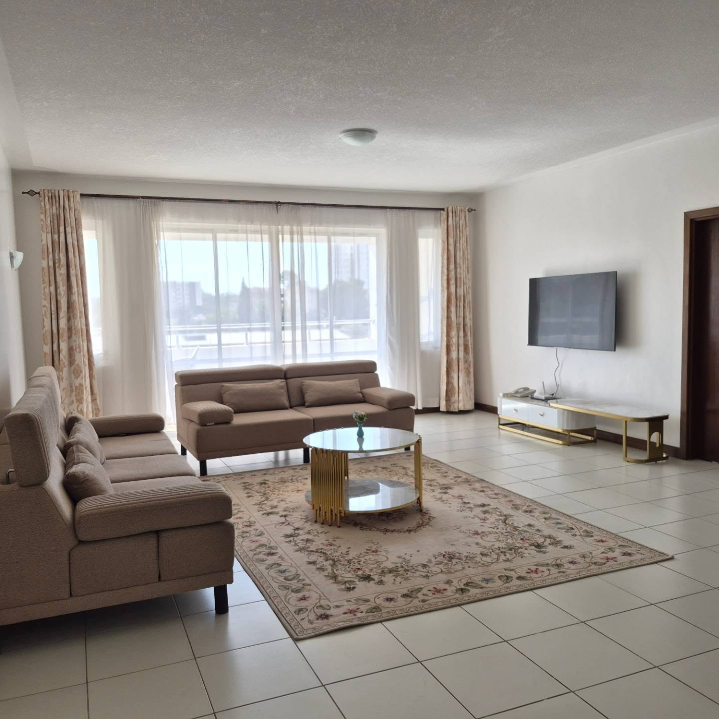 Modern 2 Bedroom Apartment For Rent In Westlands thumbnail 3