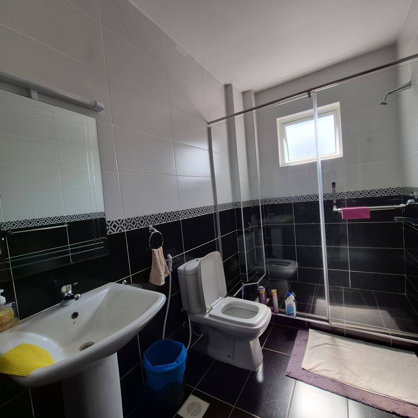Modern 2 Bedroom Apartment For Rent In Westlands thumbnail 10