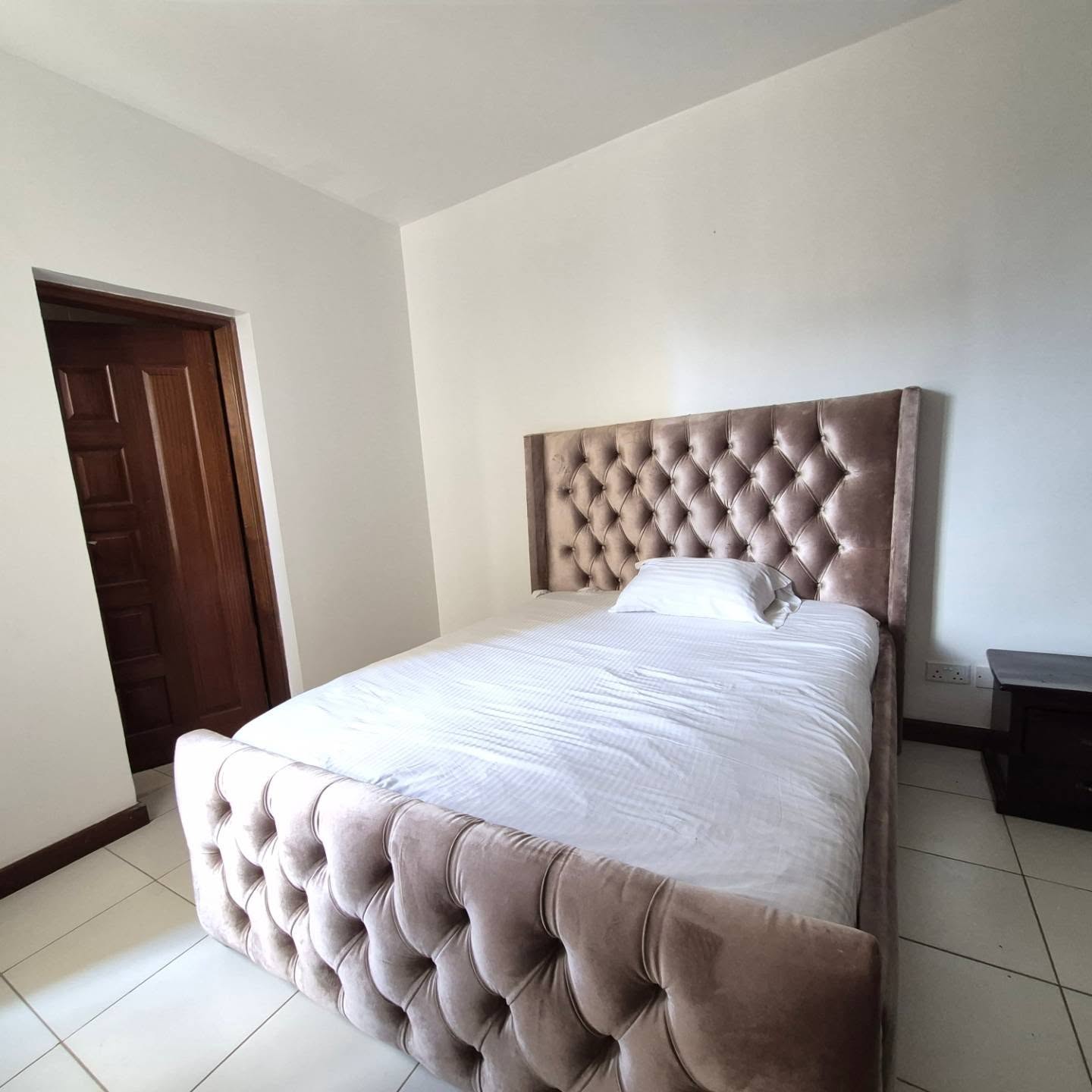 Modern 2 Bedroom Apartment For Rent In Westlands thumbnail 15