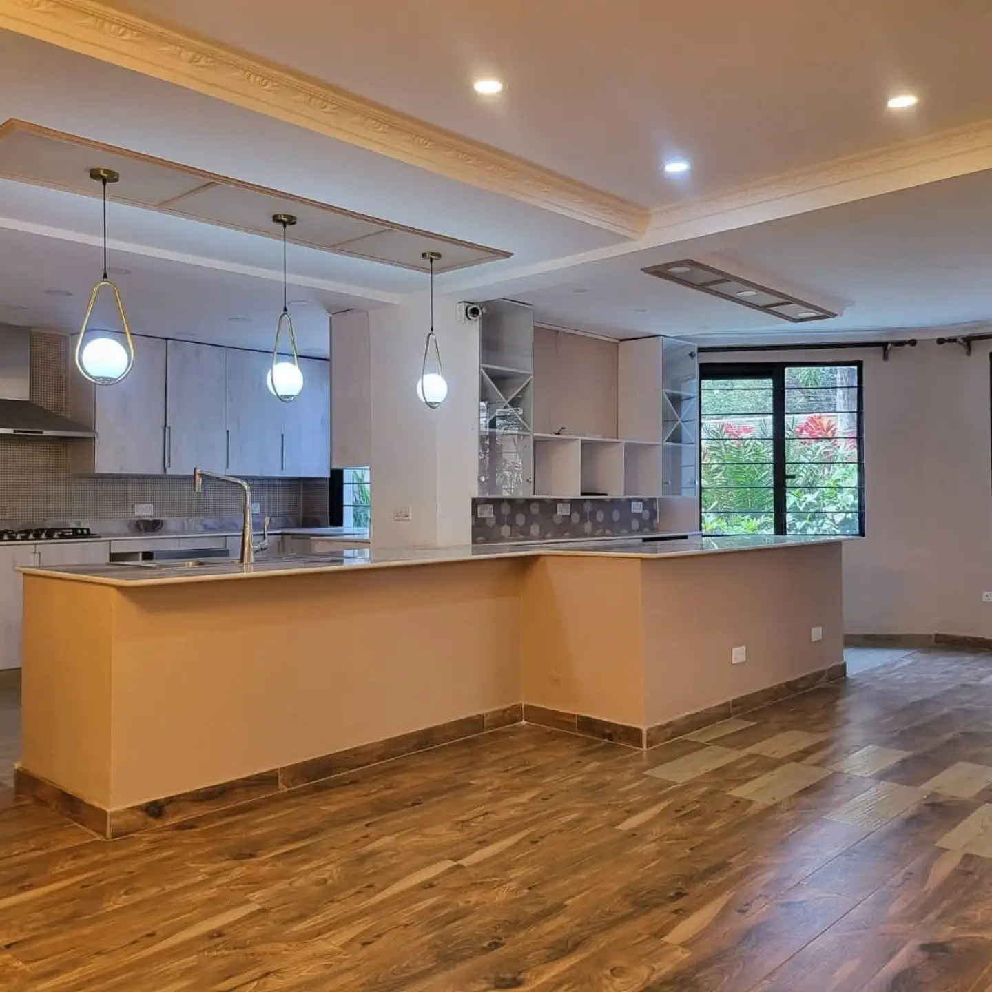 Modern 6 Bedroom House For Rent In Runda thumbnail 3